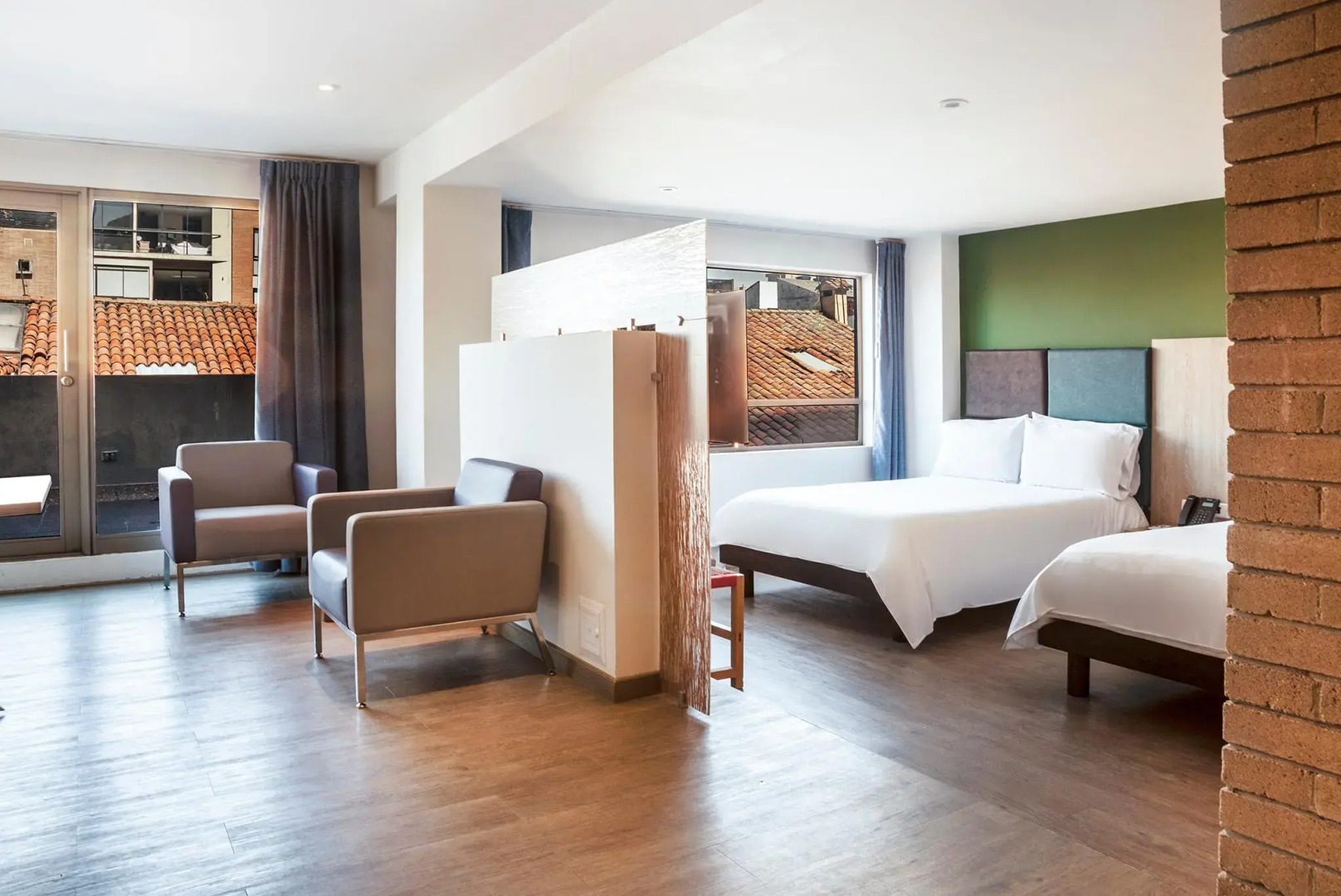 Viaggio Teleport Suites