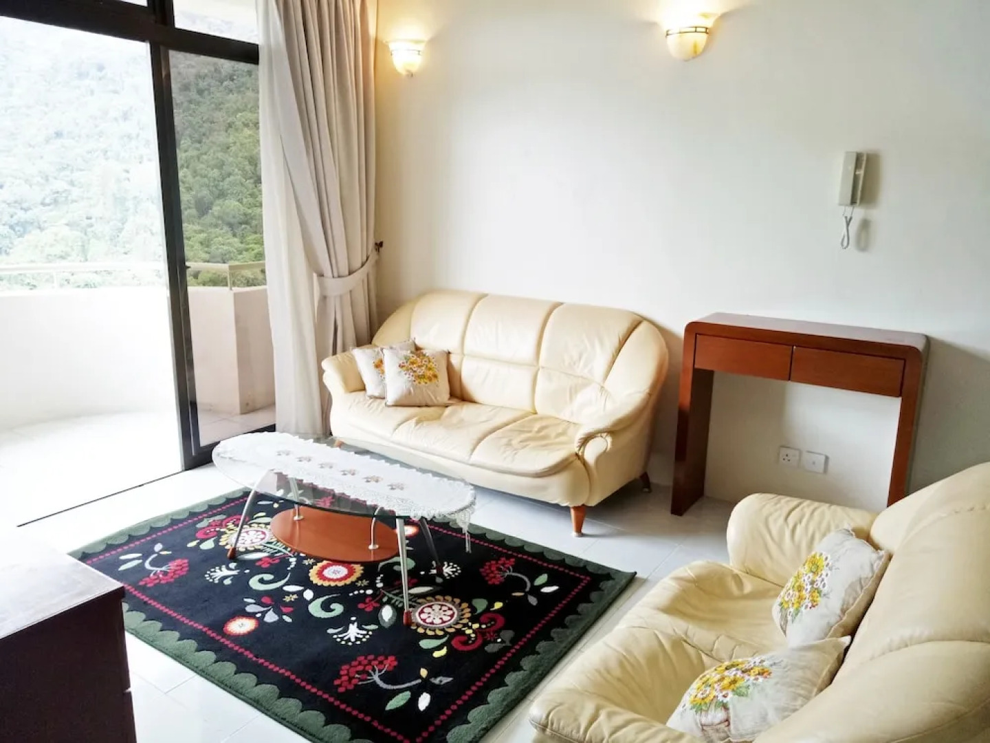 Batu Ferringhi By the Sea Holiday Home