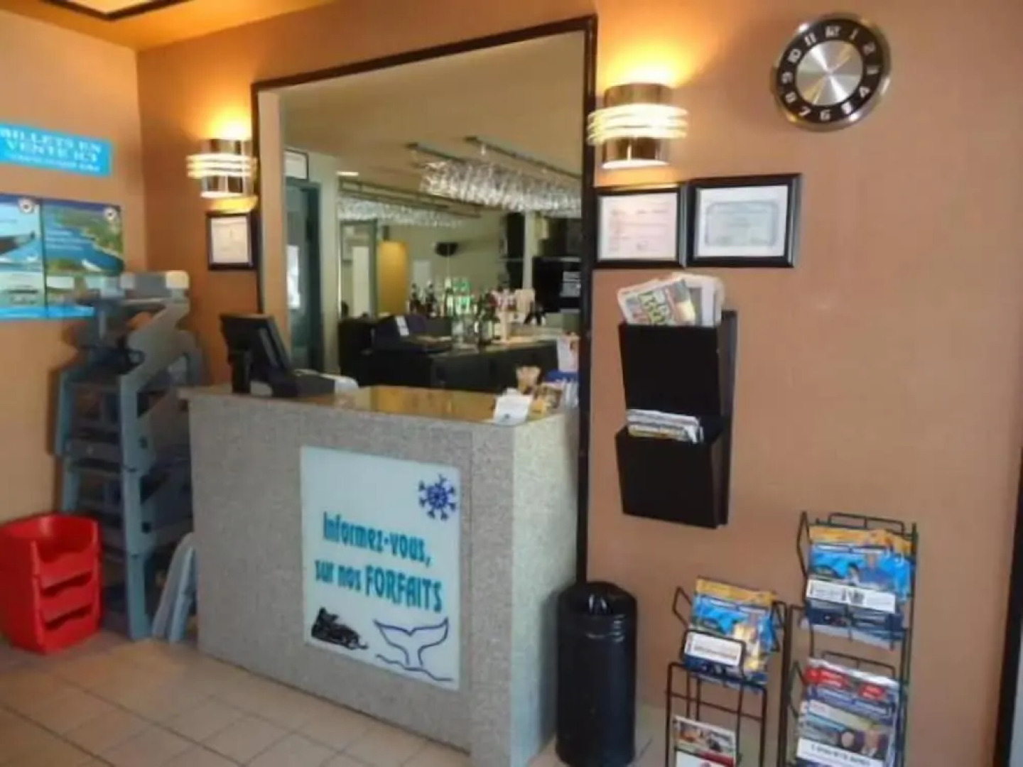 Hotel - Motel Restaurant Coronet