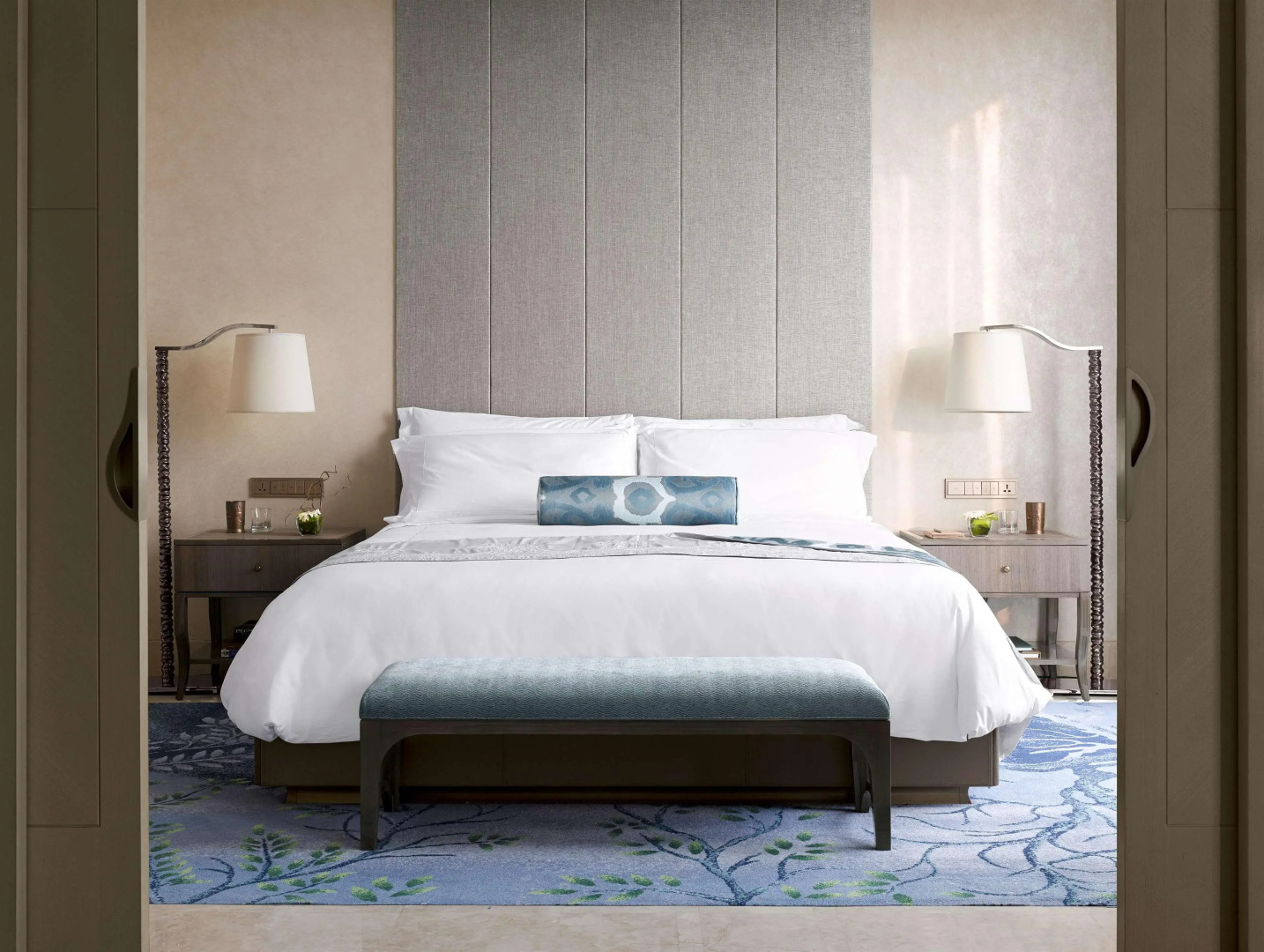 Отель Raffles Jakarta