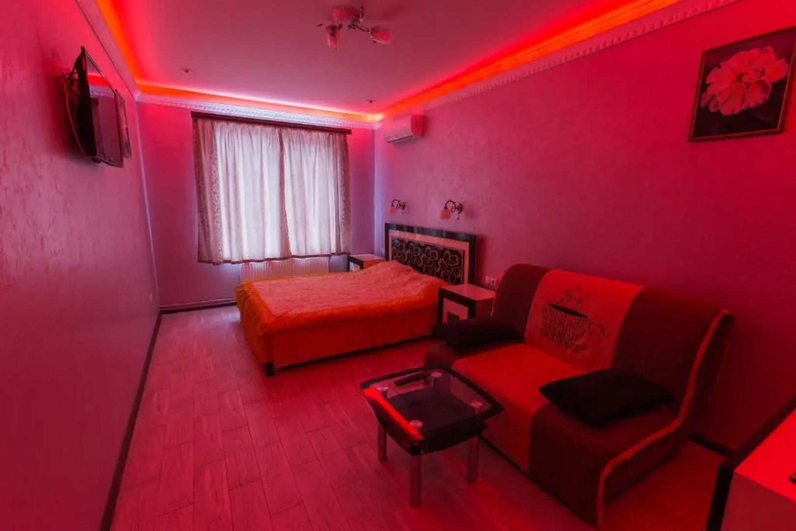 Modern Apartment on Akademika Sakharova 27a