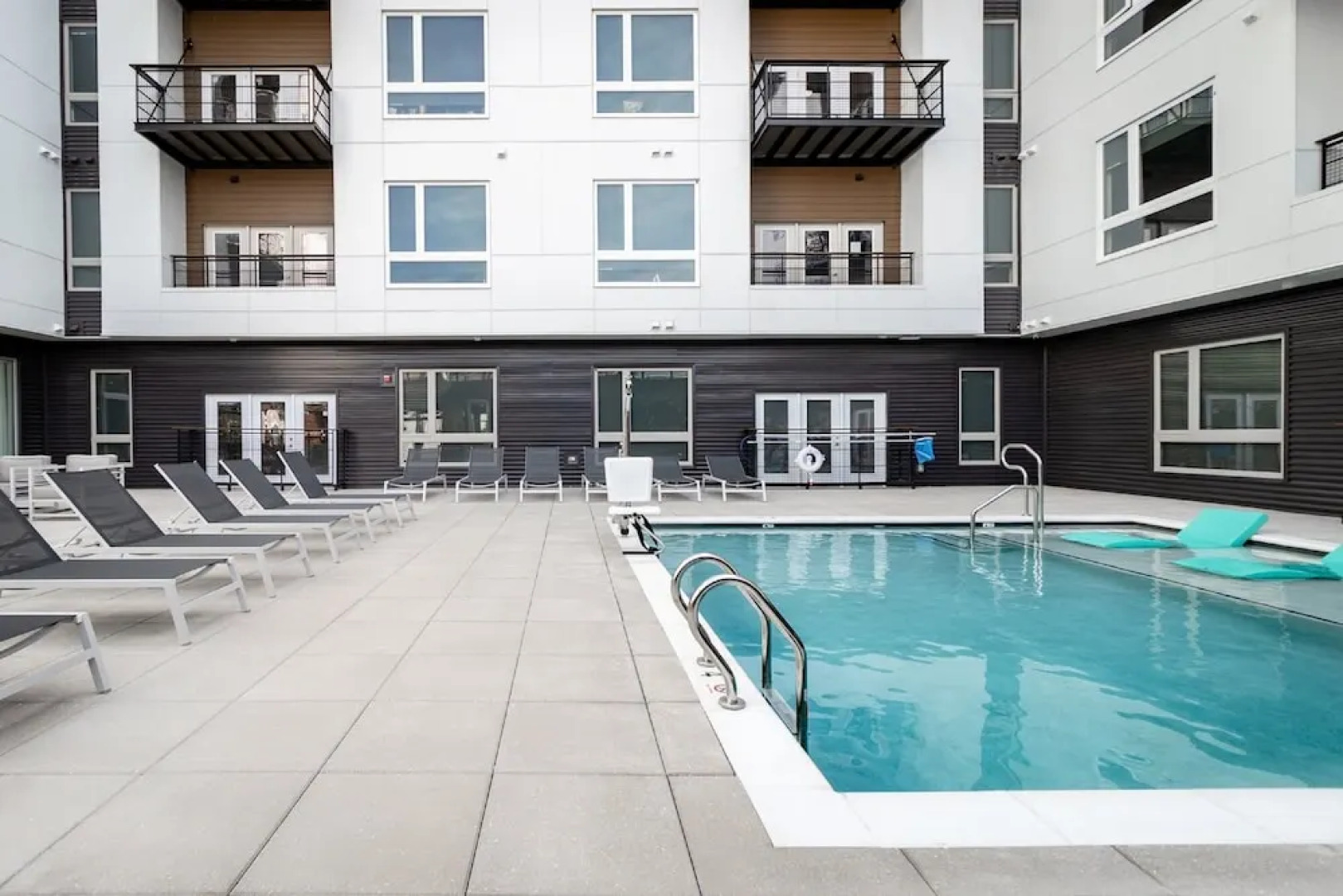 98 Walkscore Downtown Condos by Barsala