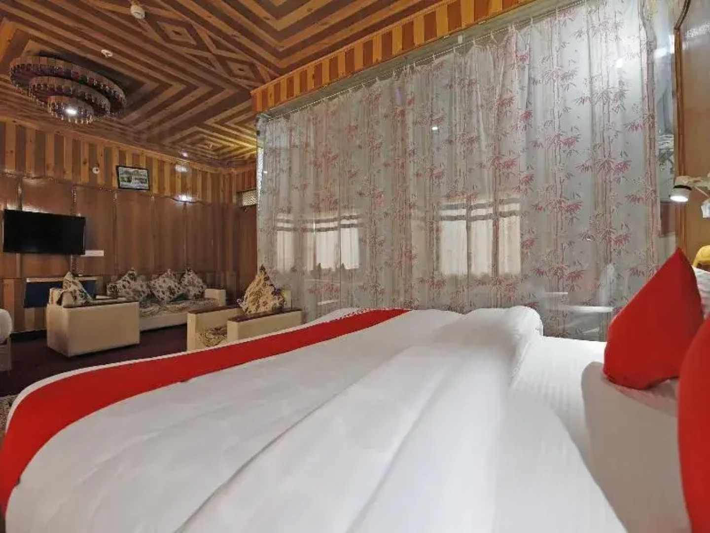 Oyo 5369 Hotel Shimla Hills International