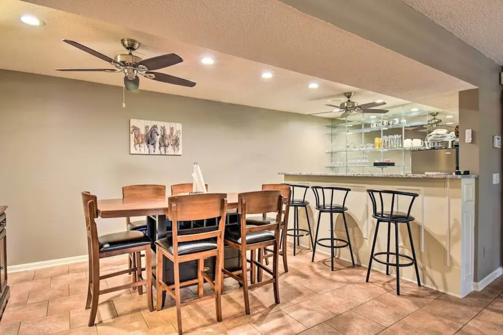 Lakefront Home w/ Private Dock in Hot Springs!