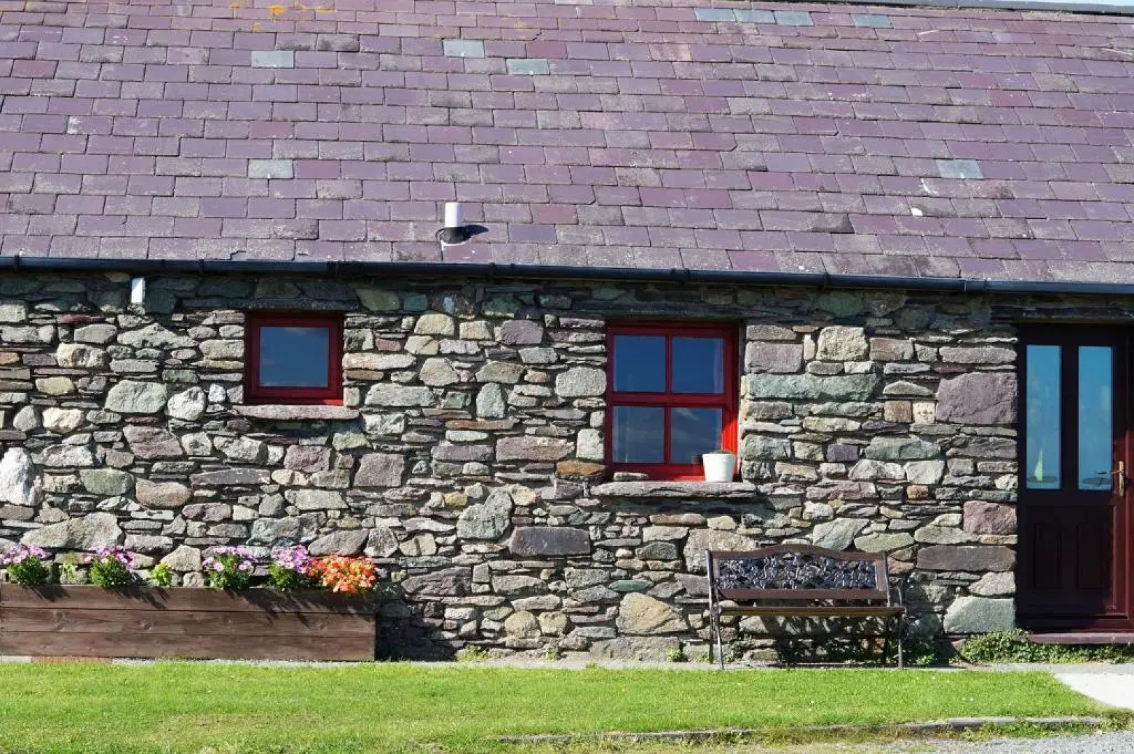 Y Stablau - The Stables