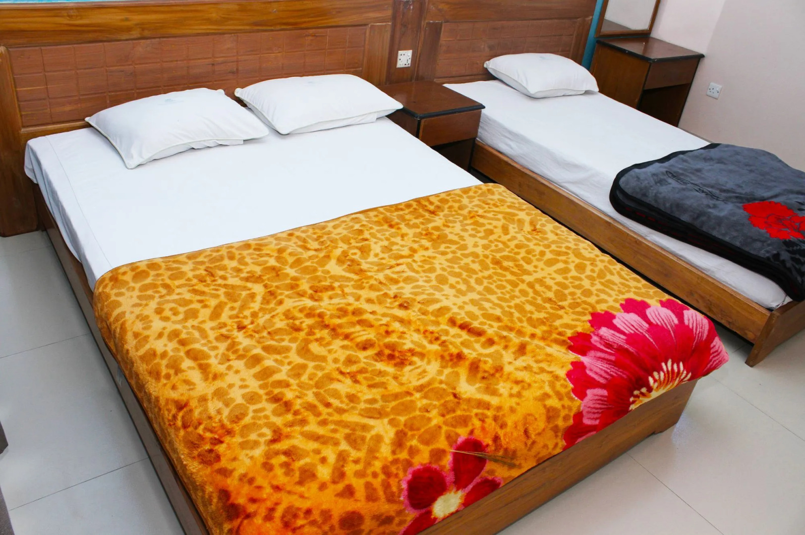 Shopno Bilash Holiday Suites