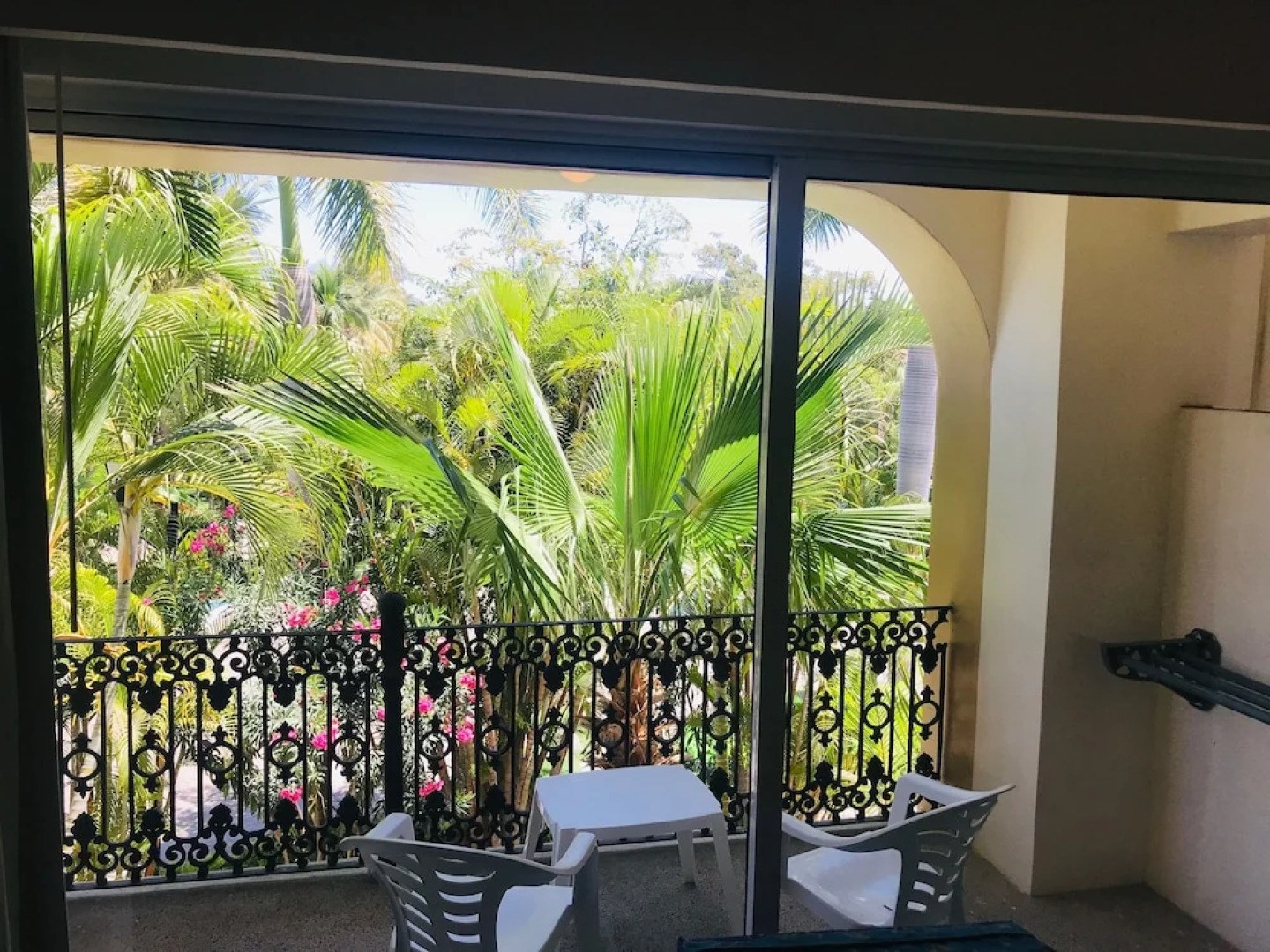 Costa Bonita Resorts