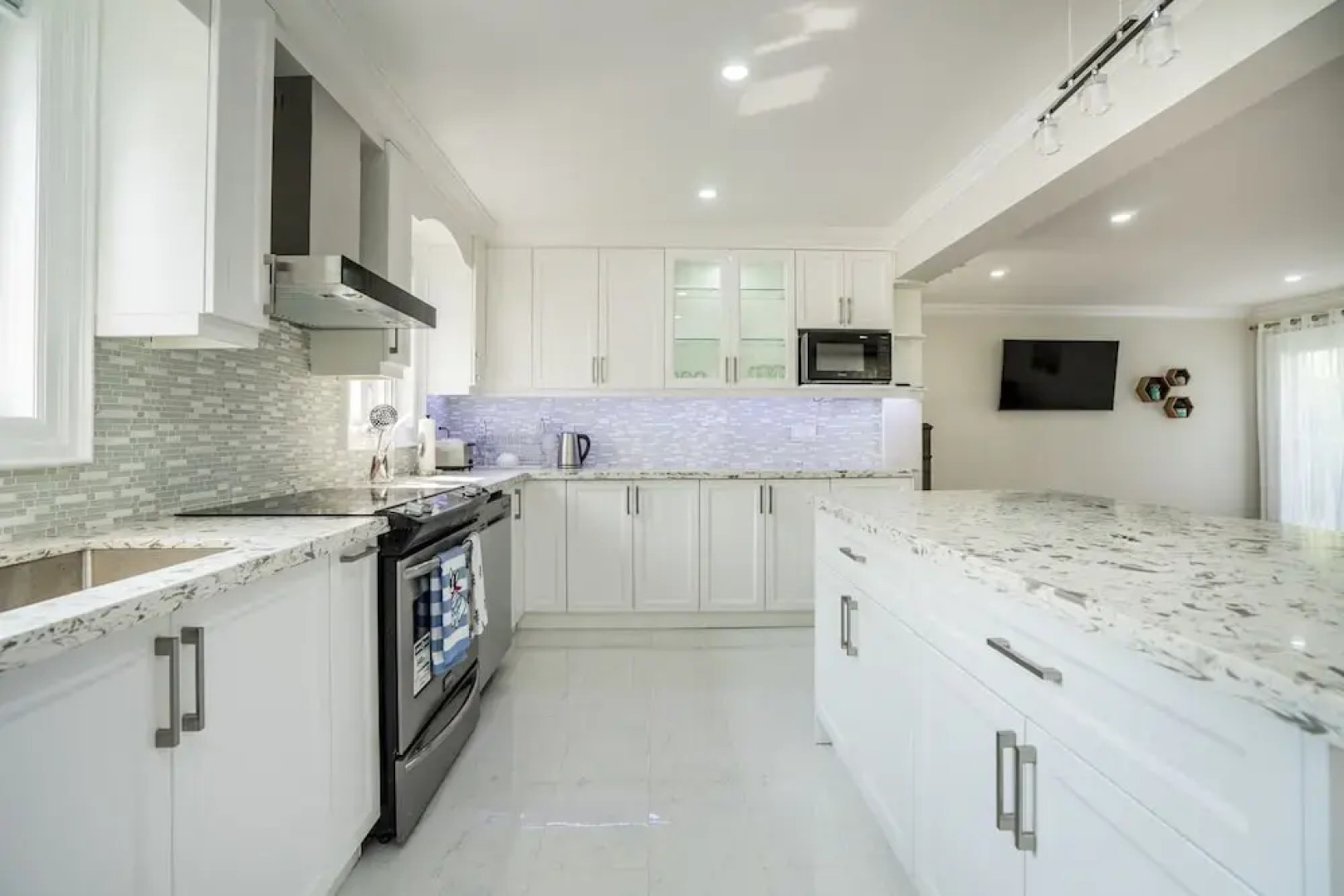 Entire Bungalow 5 Bedrooms