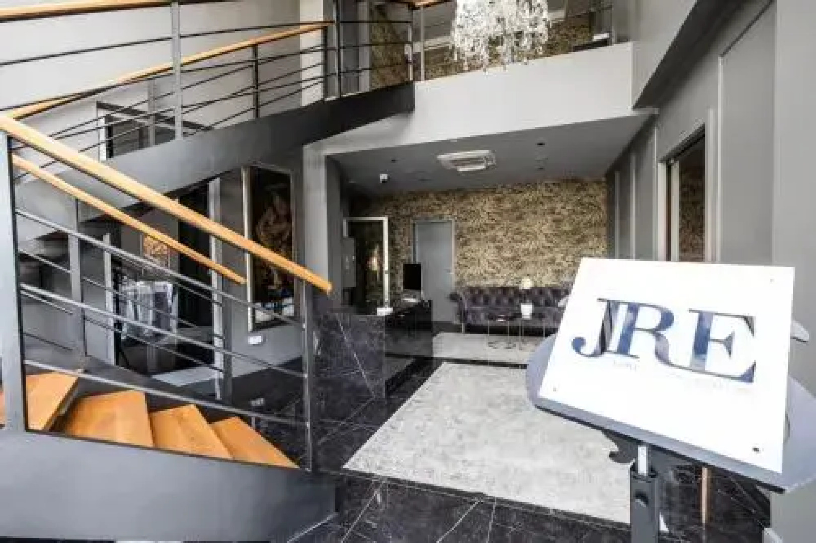 DAM Boutique Hotel & Restaurant