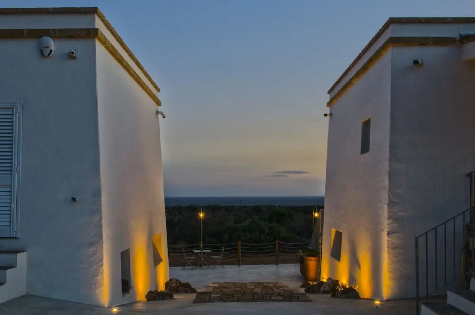 Torre Dell'Alto Mare