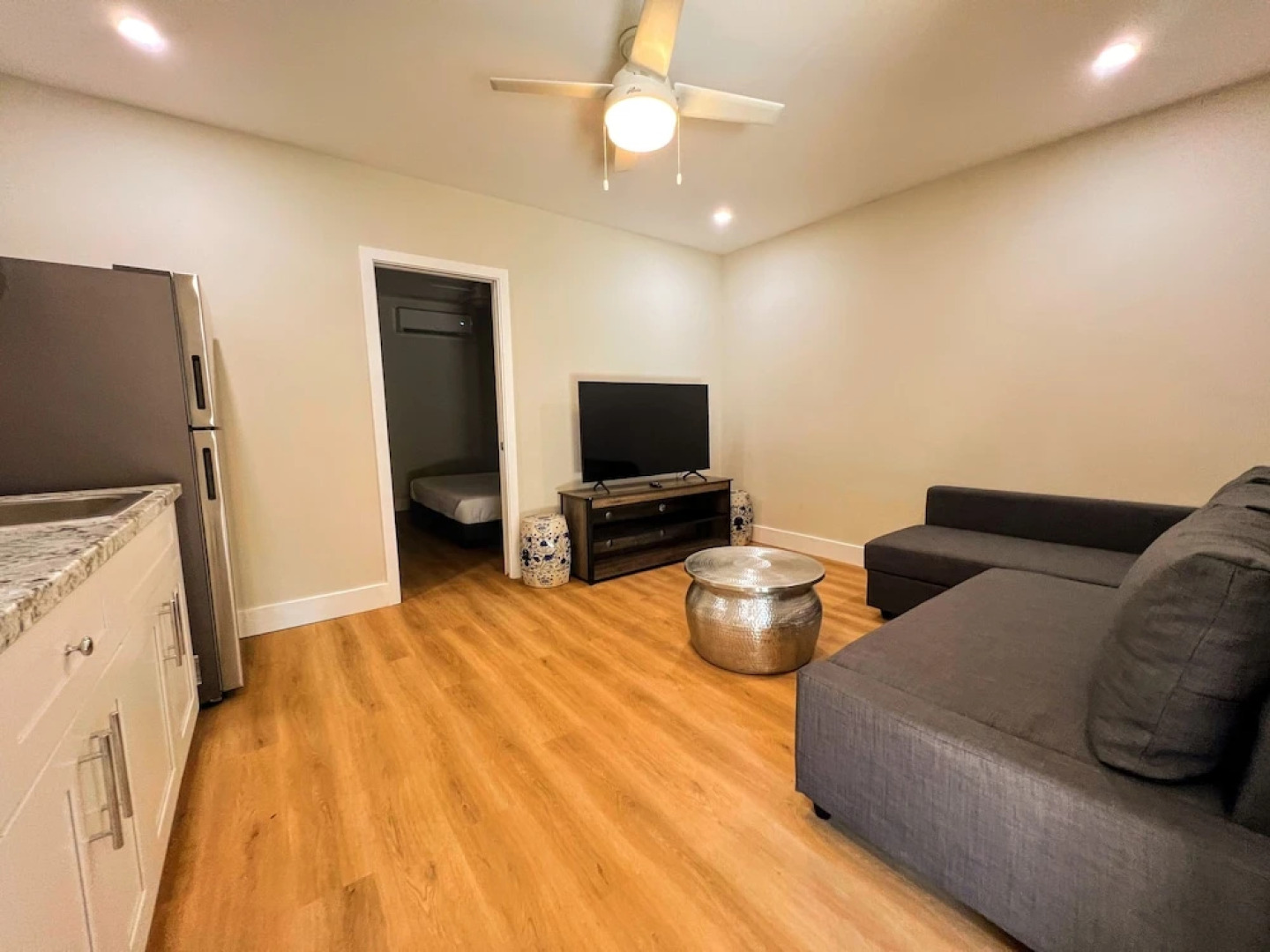 Find Peace - Tiny House in Japanese Garden