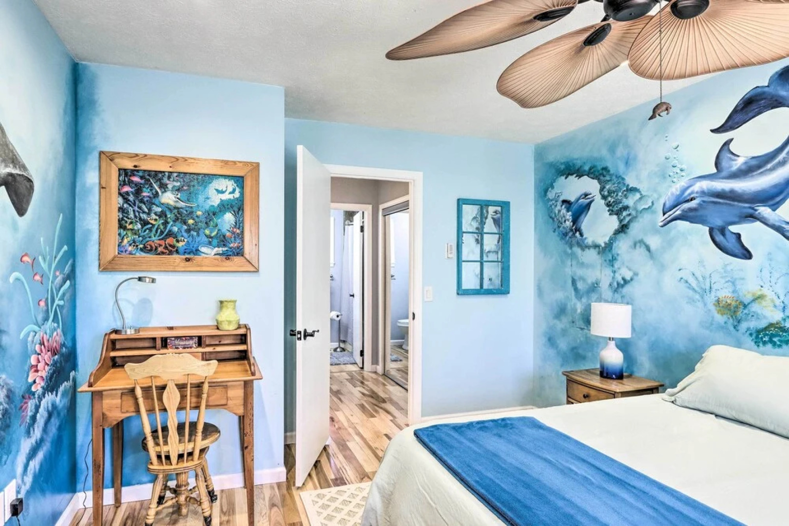 Charming Murphy Escape w/ Fire Pit & Hot Tub!