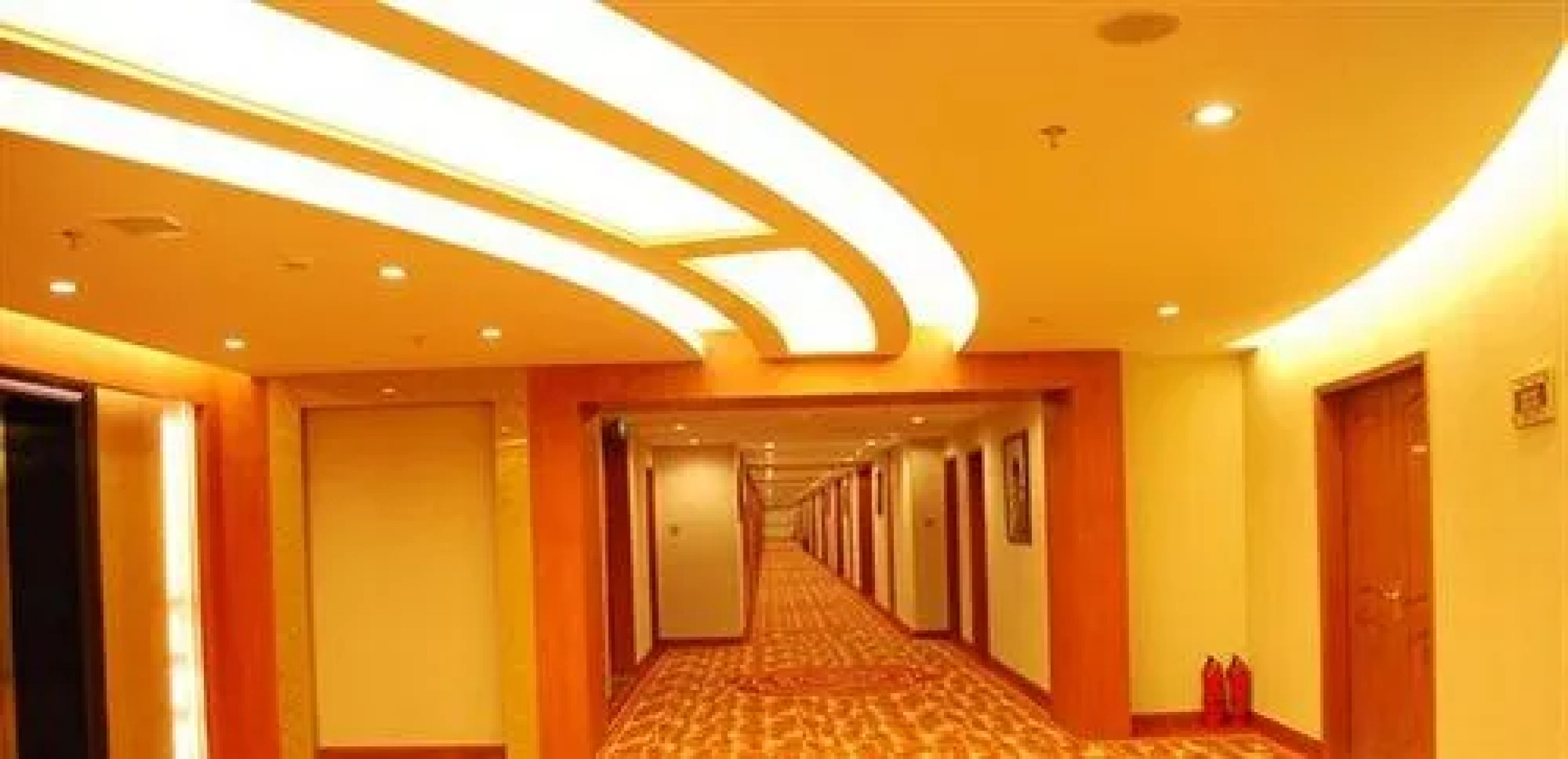 Tibet Minzu Hotel - Lhasa