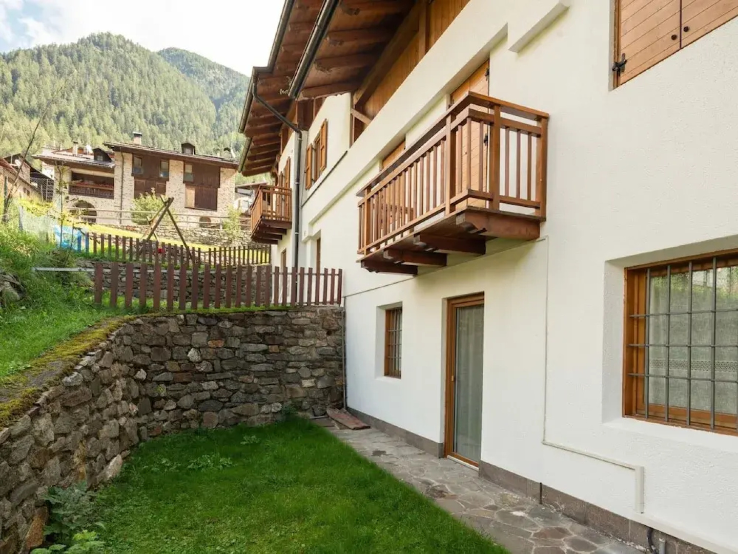 Apartment in Celledizzo Near Ski Lift