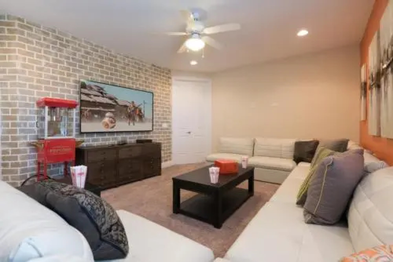 The Encore Club at Reunion - Ten Bedroom Villa- EC006