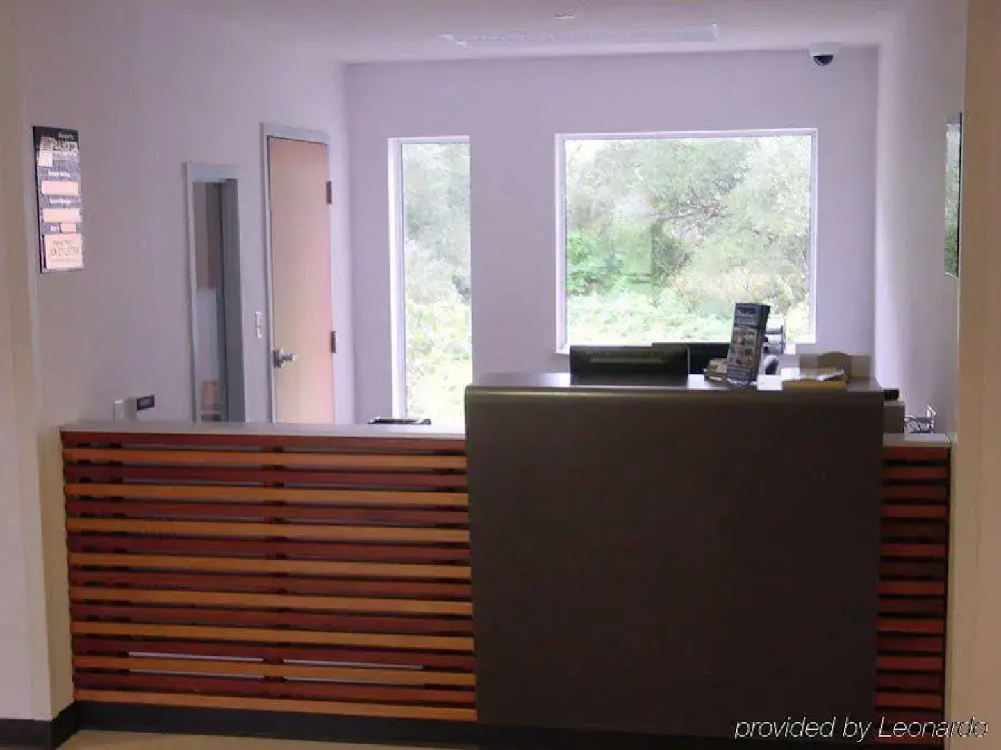 Residence & Conference Centre-Brockville