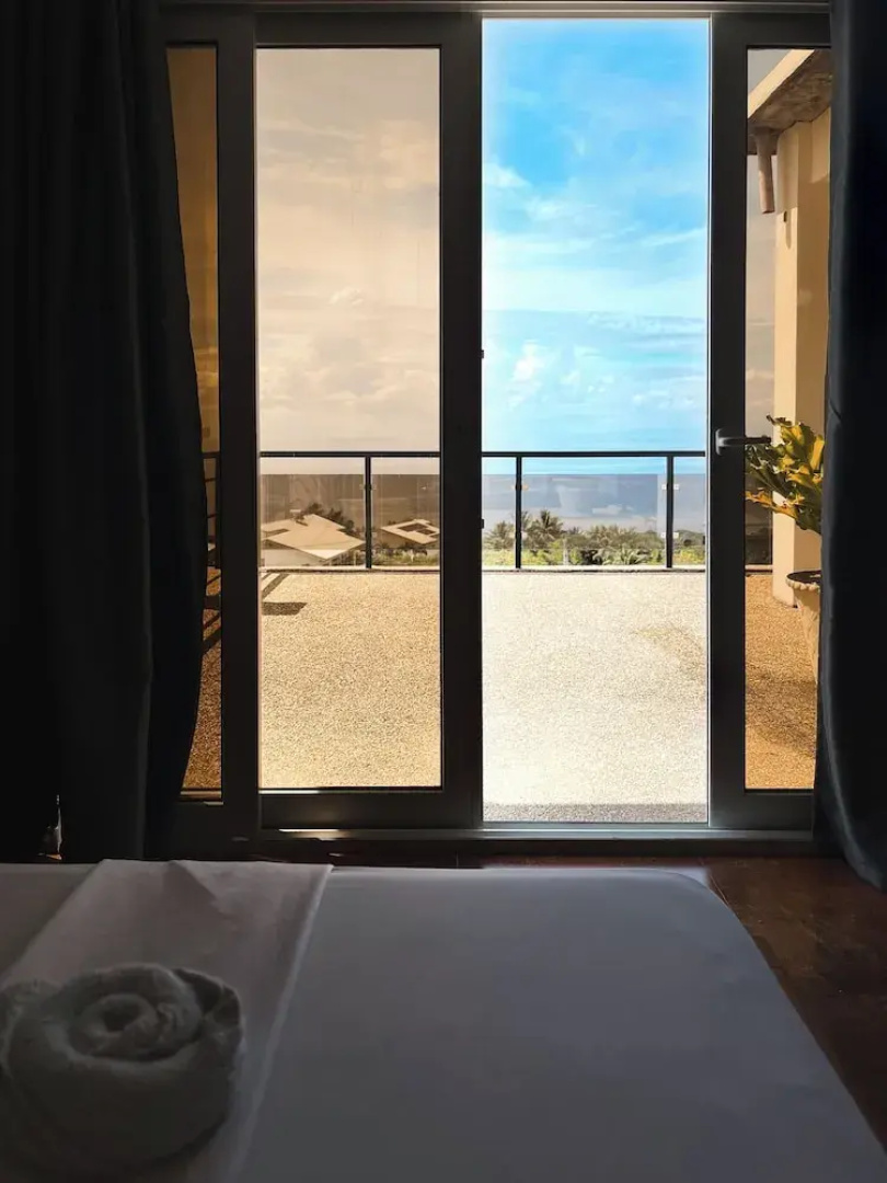 Seaview Mansion