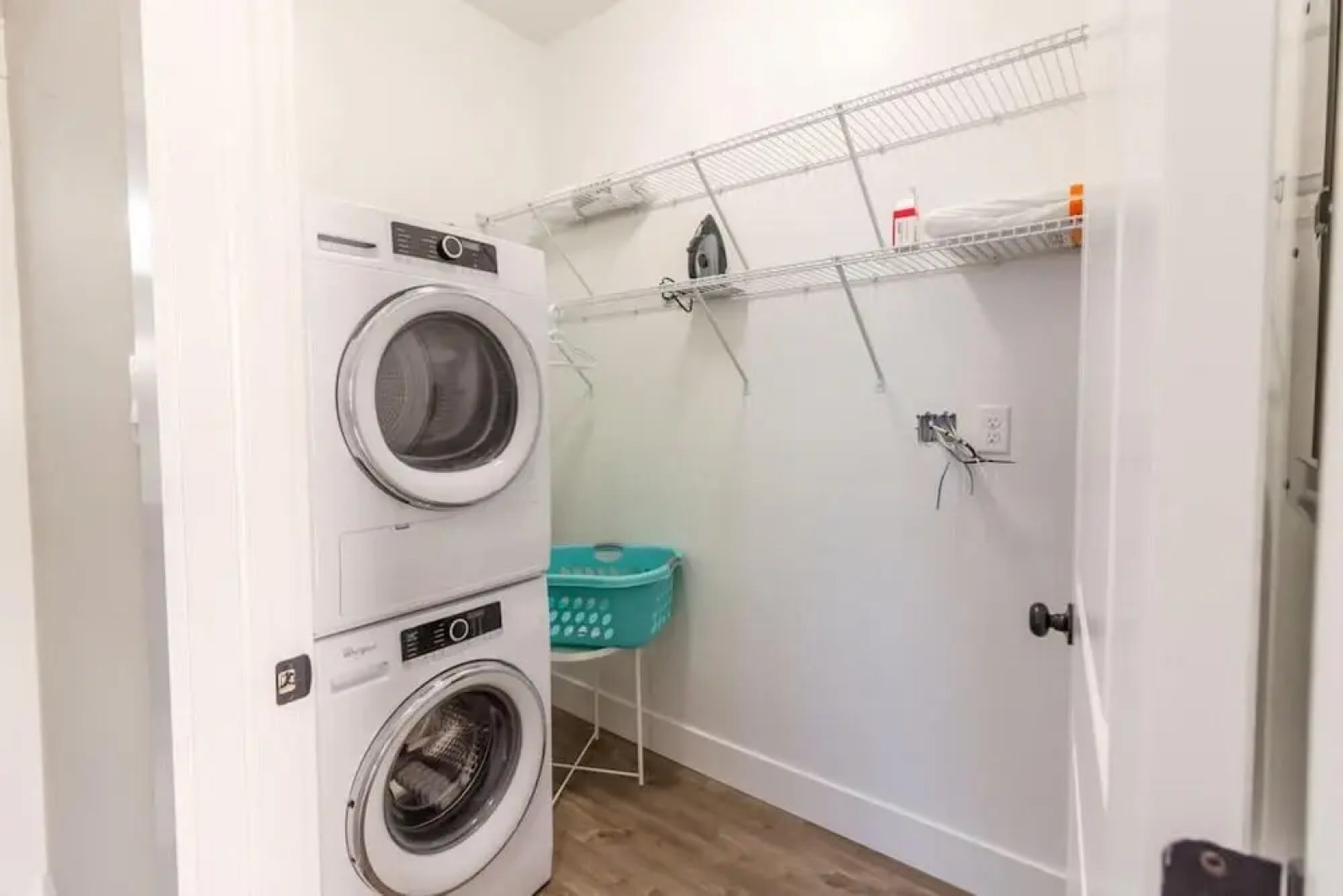 The Best Rental in SJ w Parking Excellent Views Location