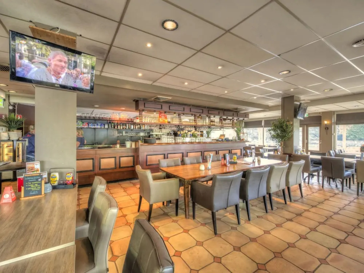Restyled Bungalow with Dishwasher near Nature Reserve