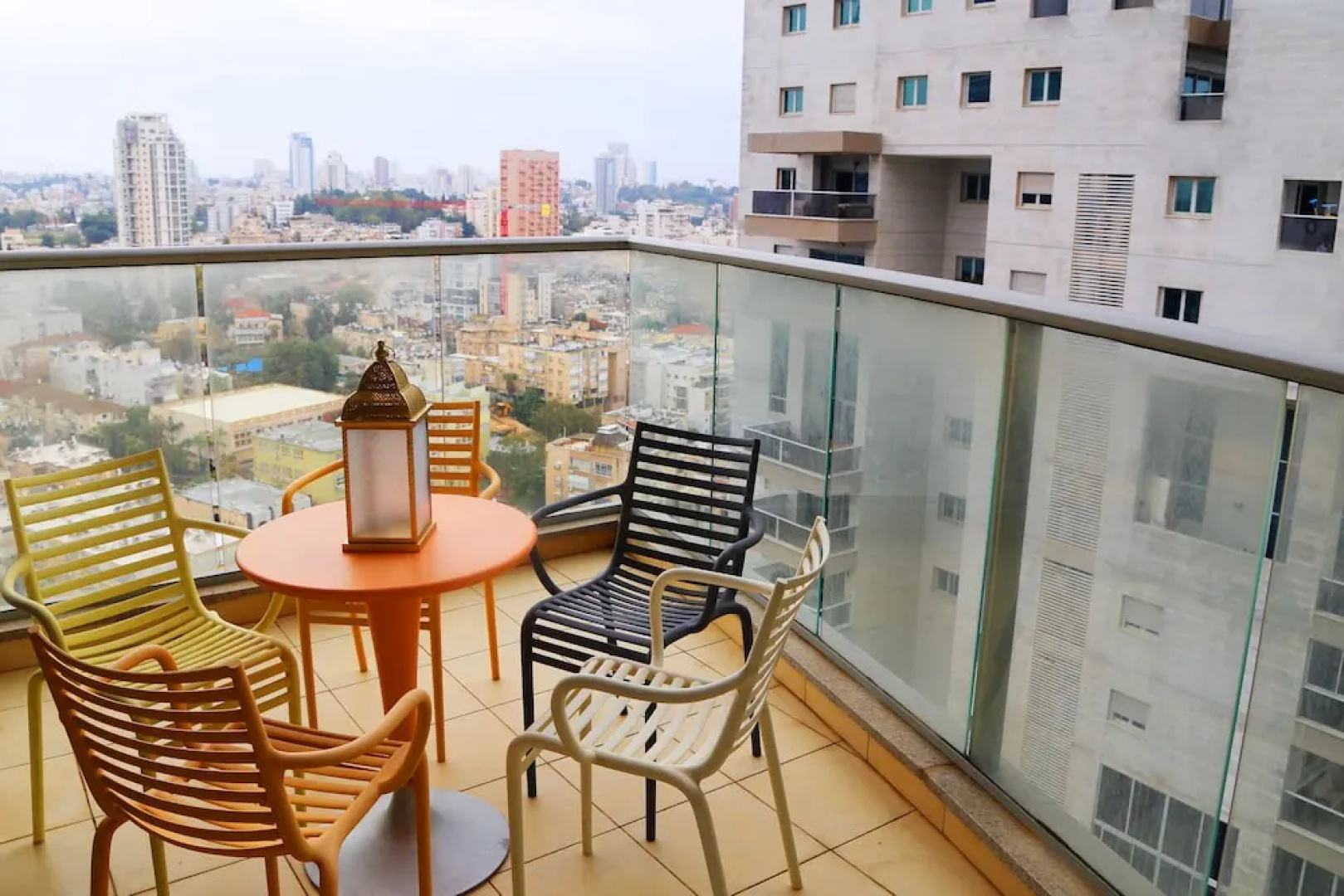 Luxury With Stunning View And Parking
