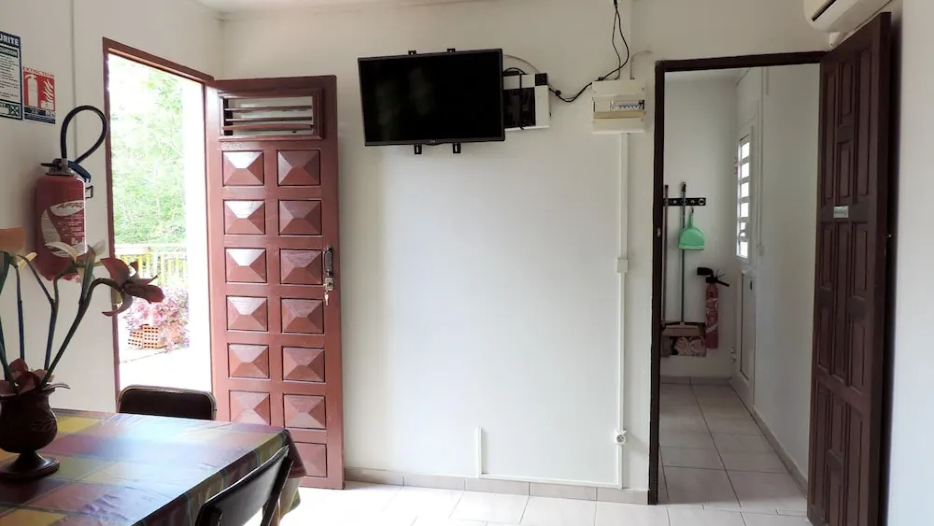 Apartment With one Bedroom in Le Robert, With Wifi - 2 km From the Bea