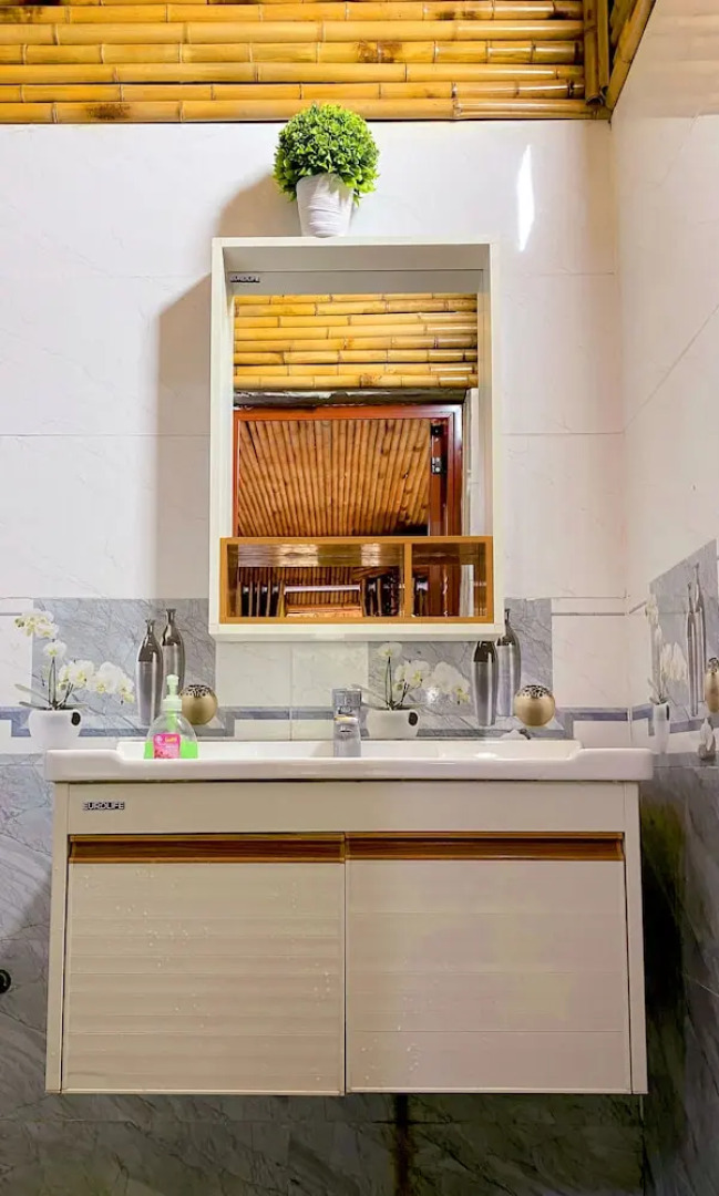 Quoc Khanh Bamboo Homestay - Hostel