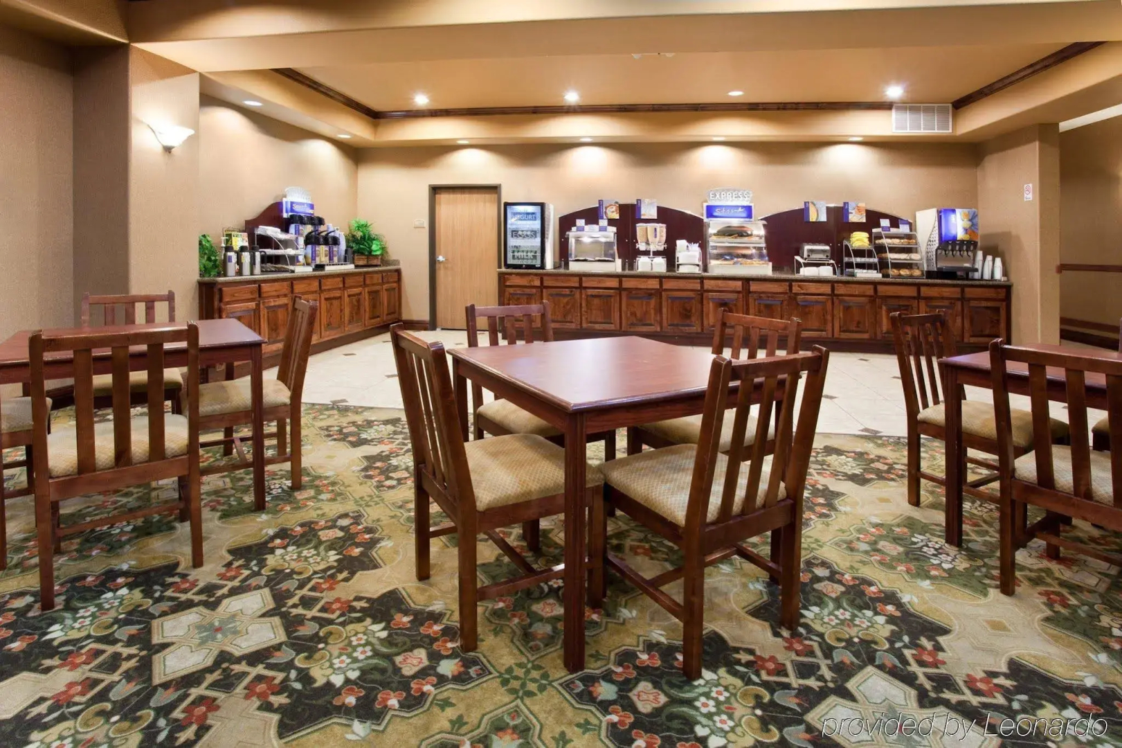 Holiday Inn Express Bernalillo by IHG