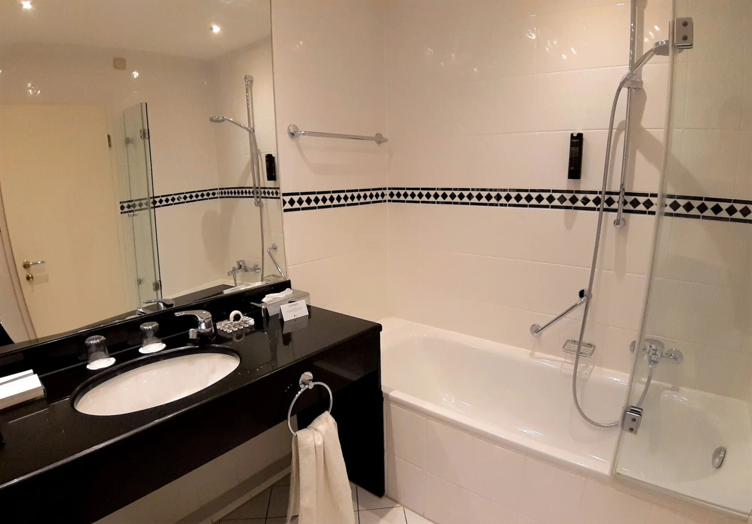 Steigenberger Hotel Der Sonnenhof