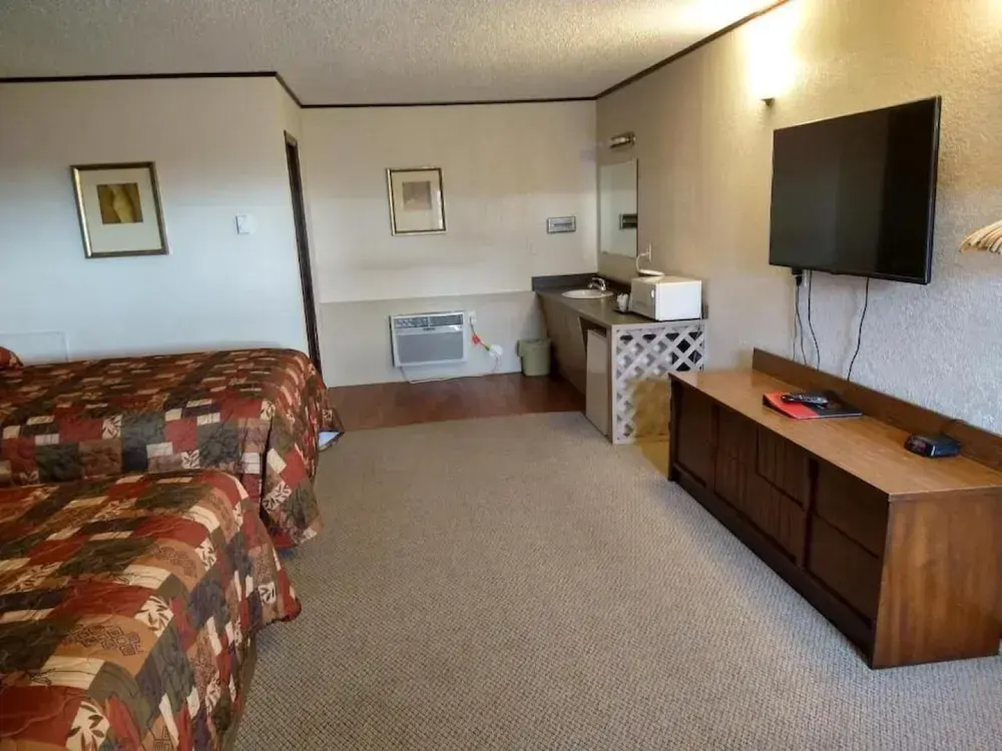 Budget Host 4 U Motel