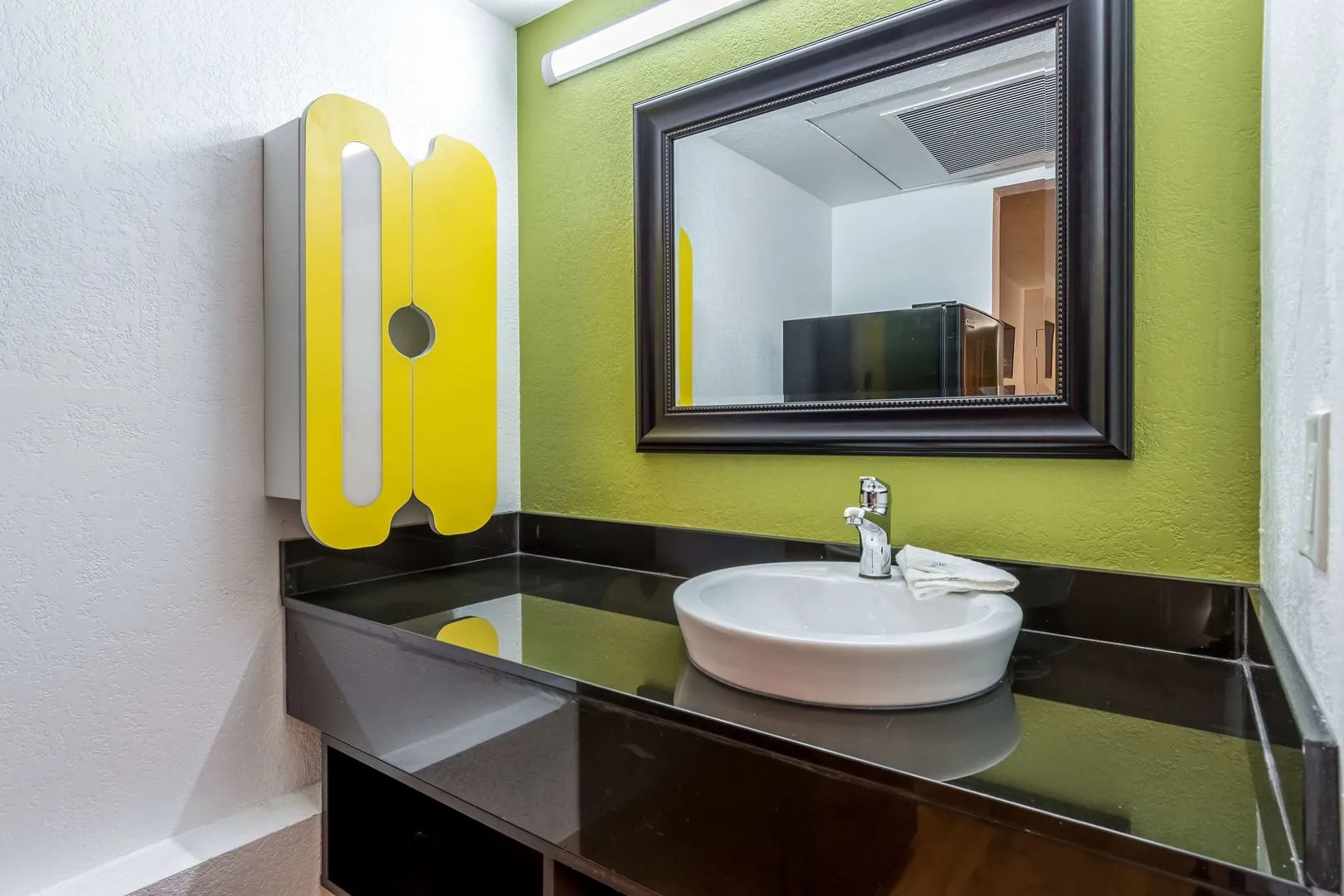 Studio 6 Buttonwillow, CA