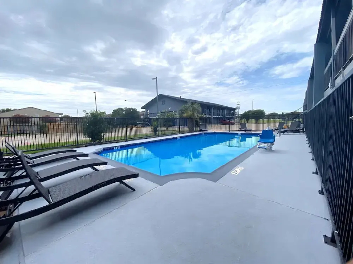 Super 8 By Wyndham Texas City