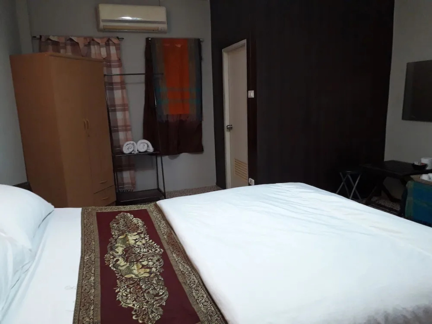 At Puangpetch Mukdahan