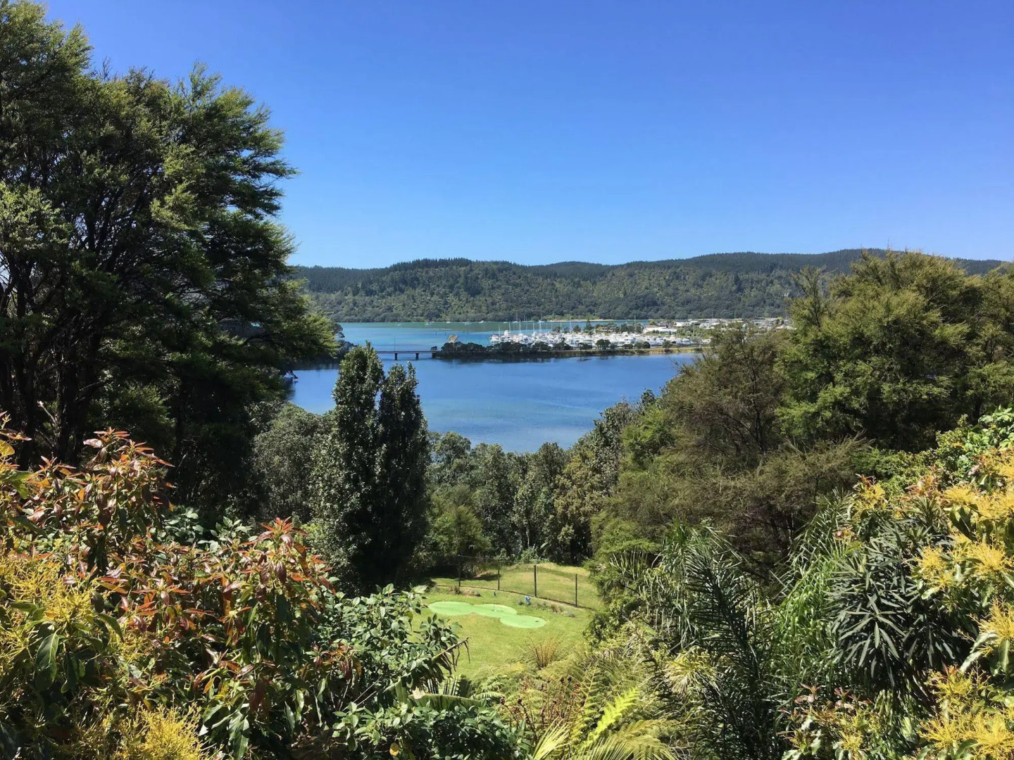 Whangamata Vistas B&B