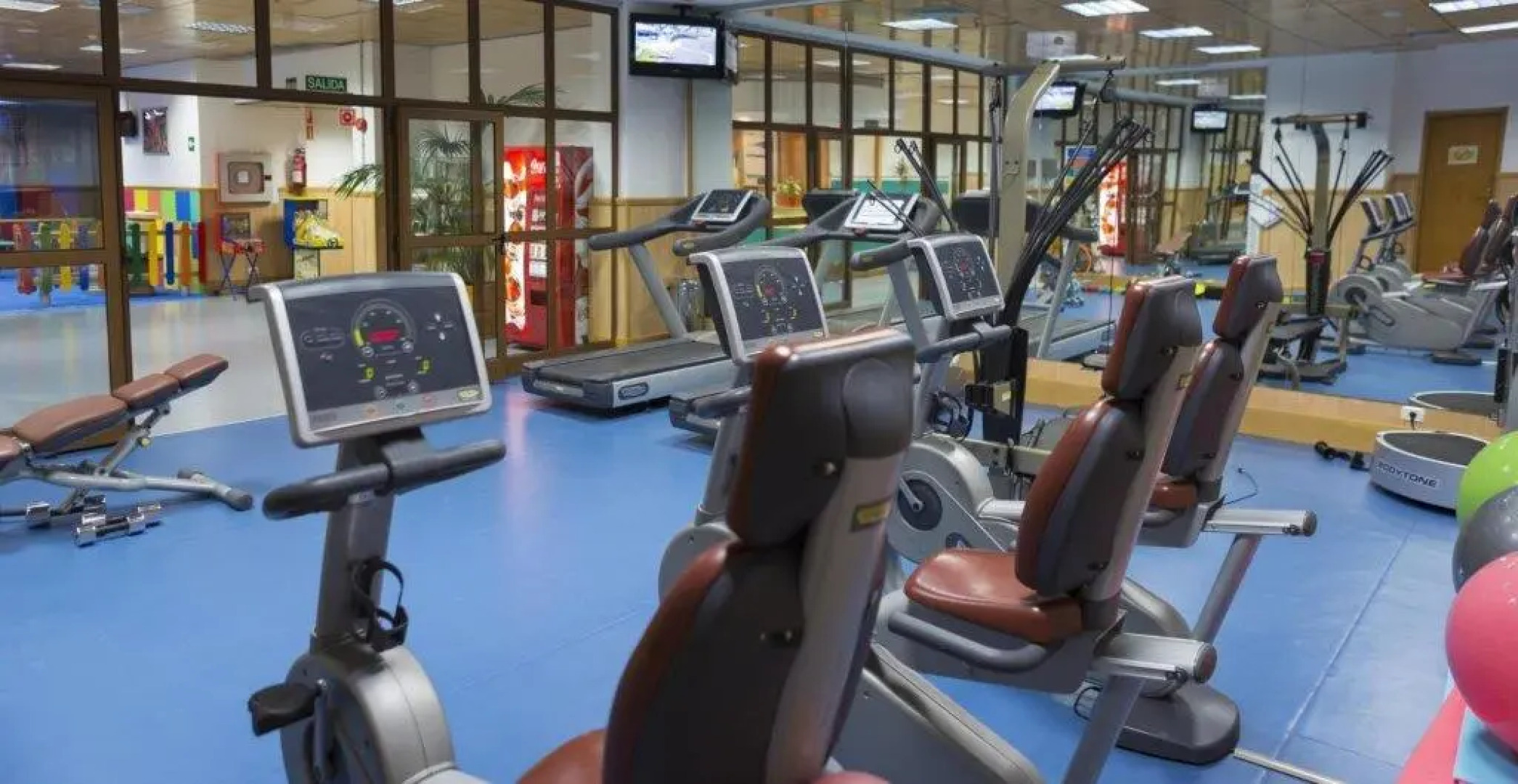 Ona Beverly Hills Suites