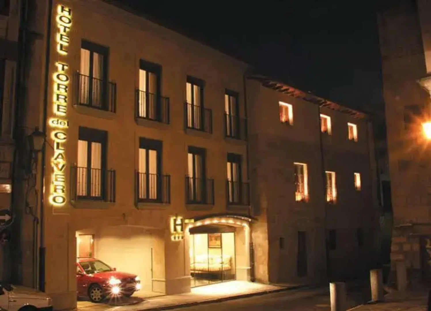 Hotel Torre Del Clavero