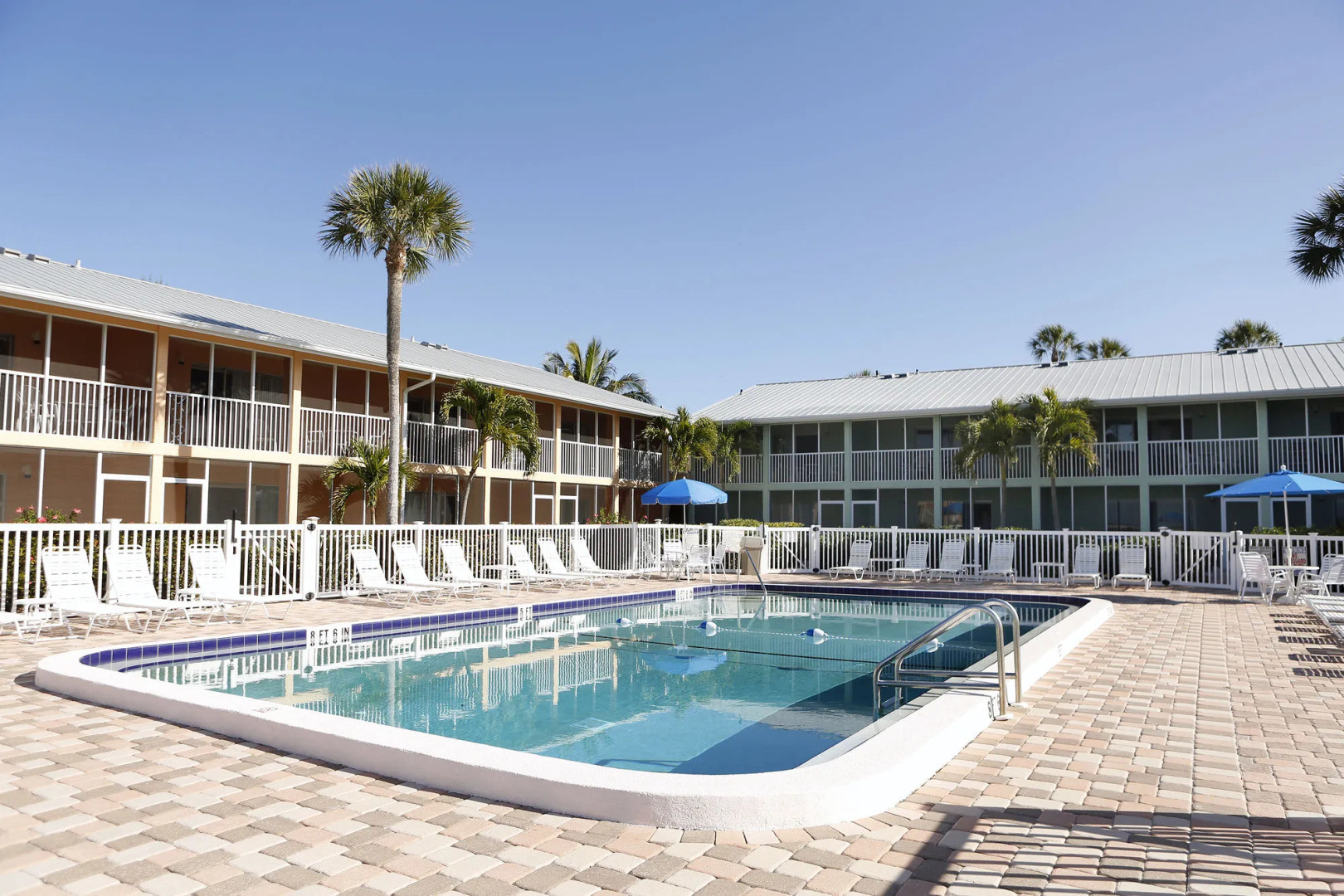 Silver Sands Gulf Beach Resort by RVA