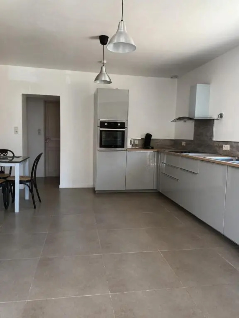 Maison Avec 2 Logements Independants