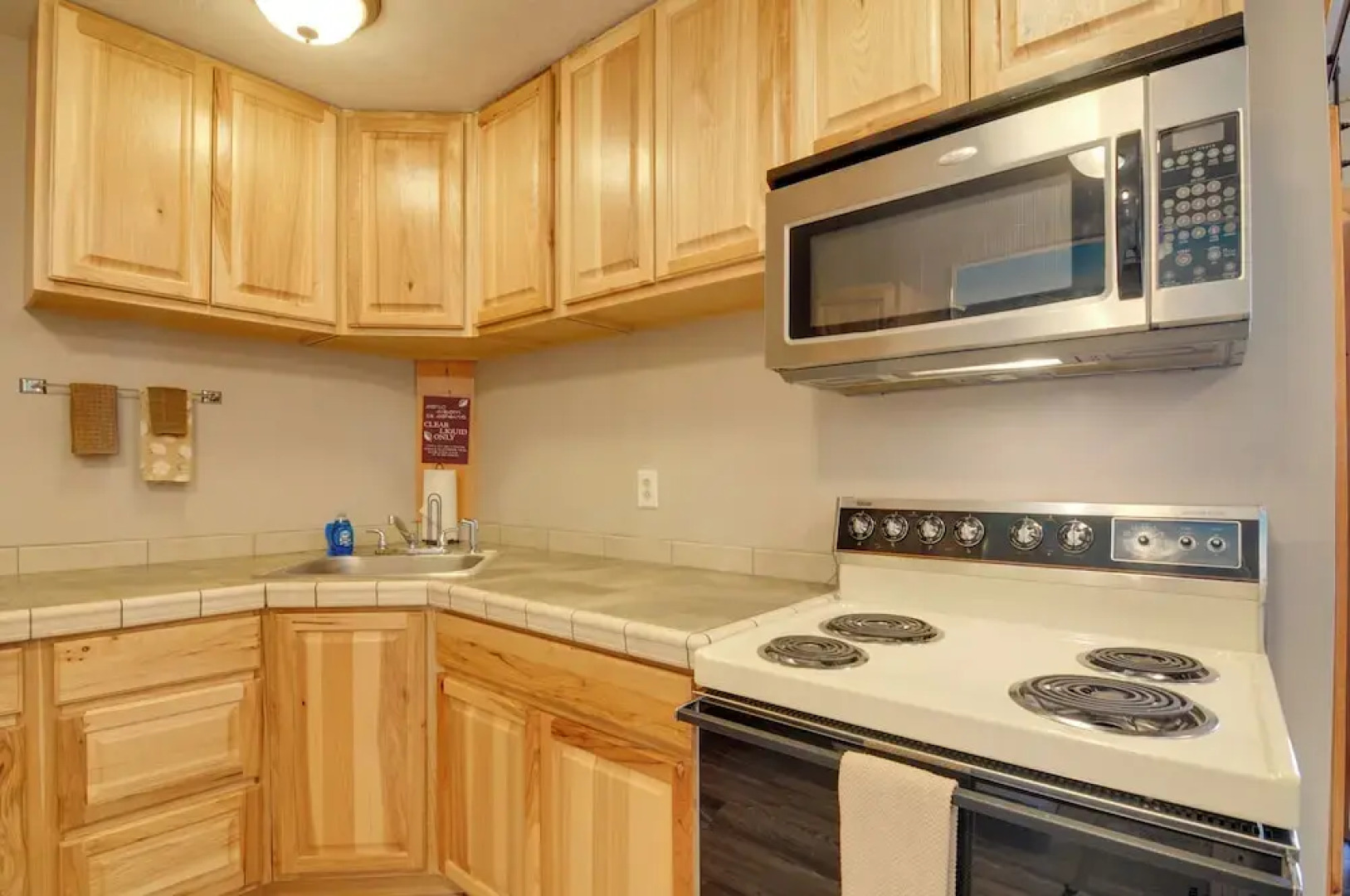 Private Duck Creek Apartment Near Entertainment!