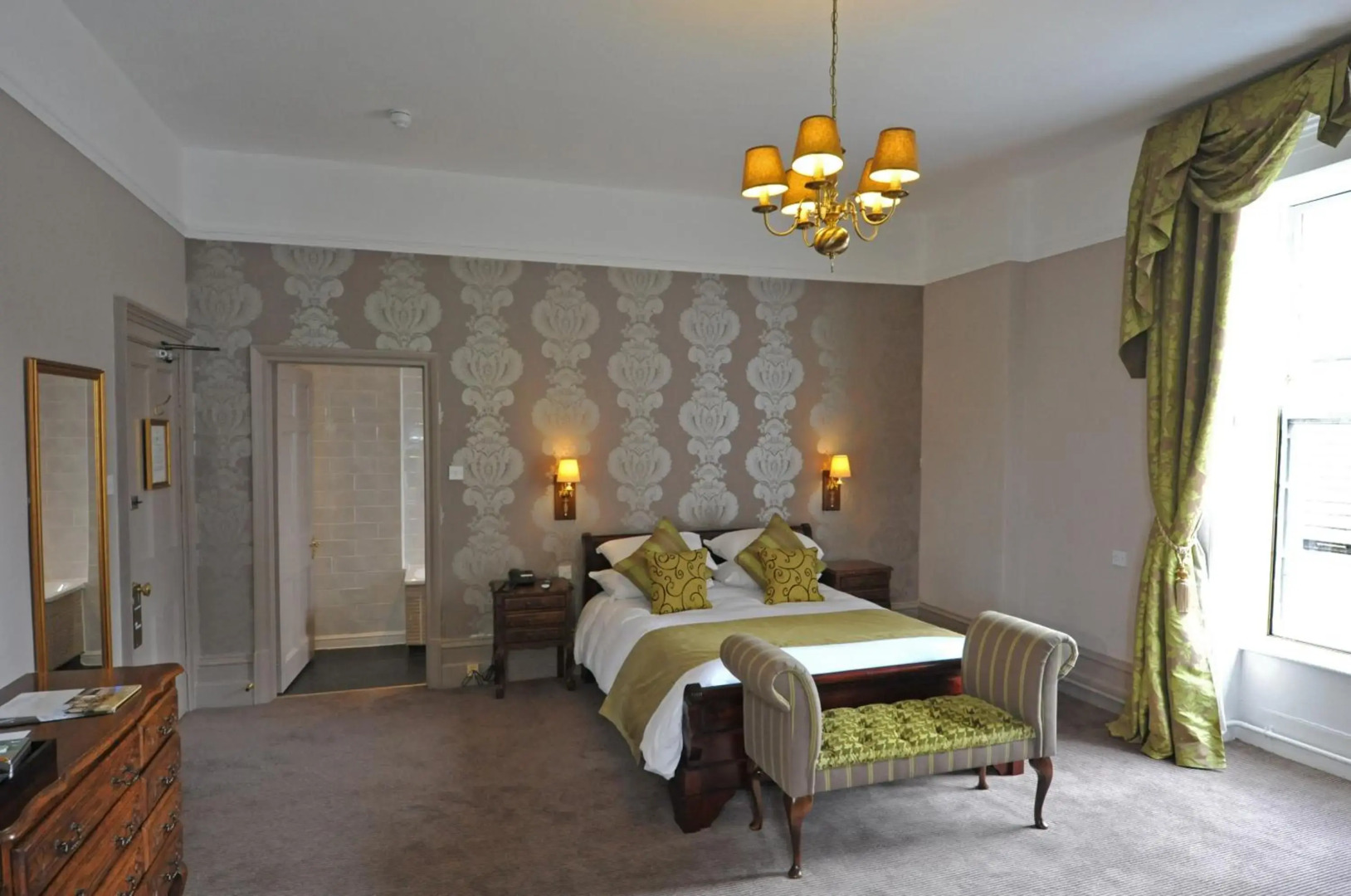 Royal Hotel Ross On Wye by Greene King Inns