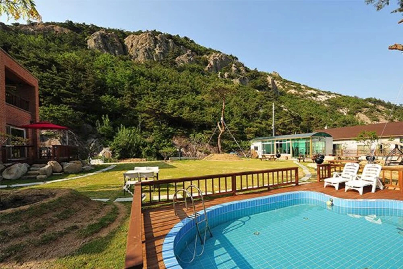 Yeongdeok Green Garden Pension