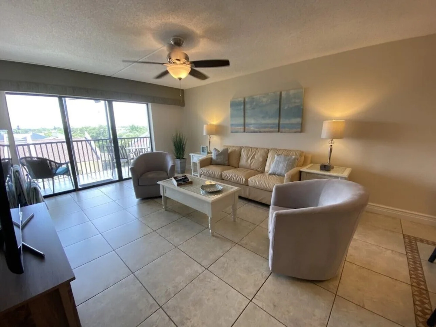 Bay Oaks by Beachside Management