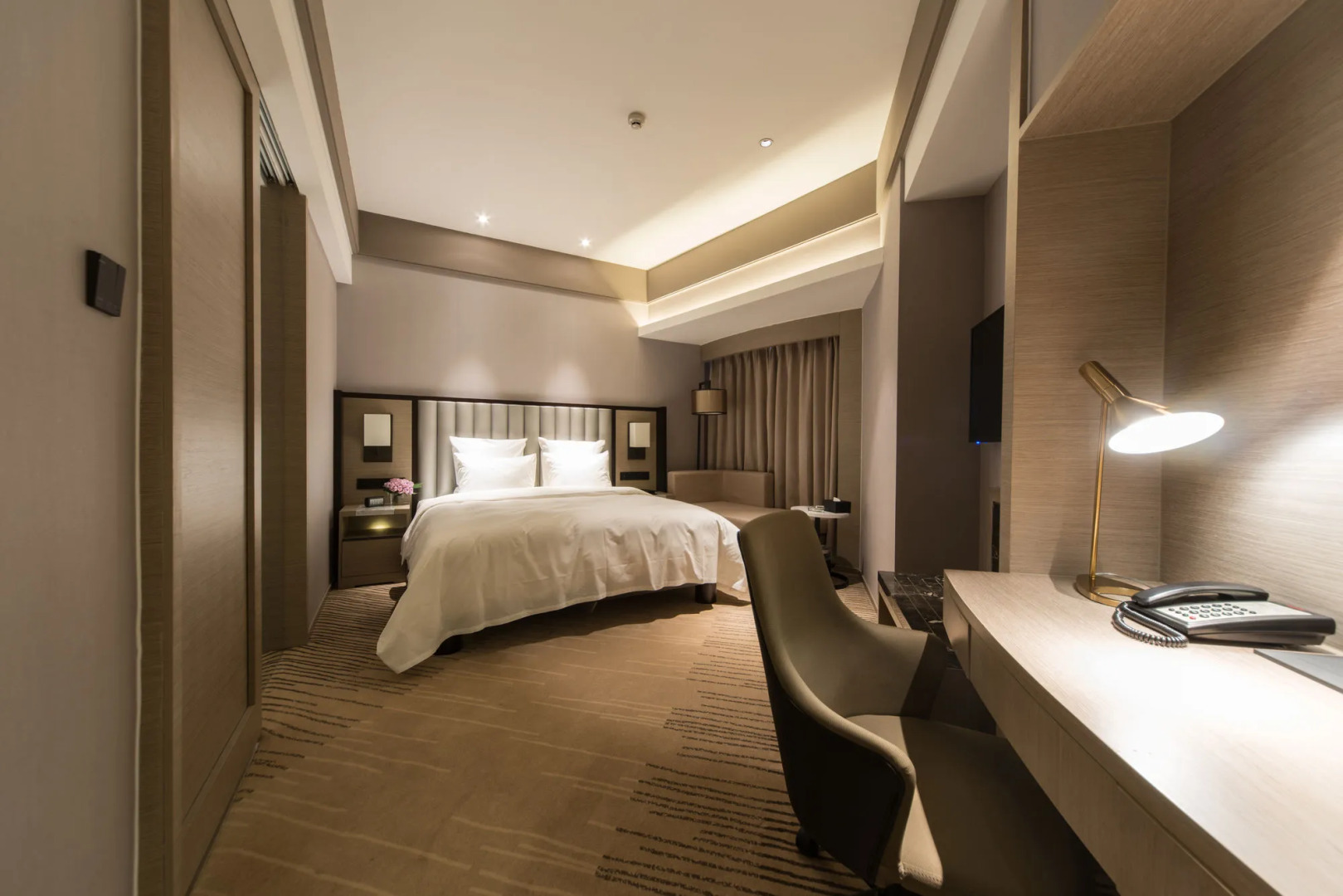 Rayfont Hotel & Apartment Chengdu