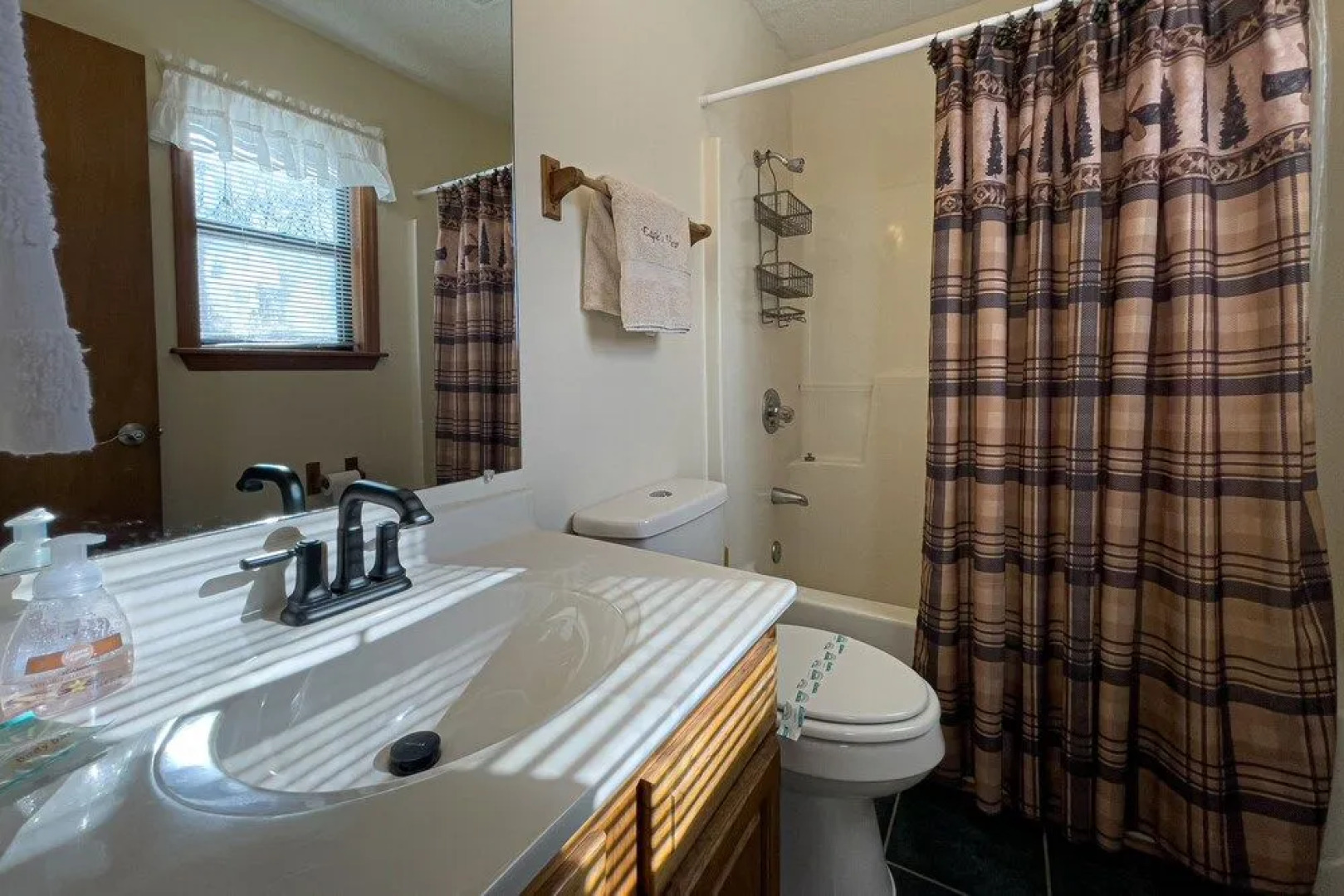 Eagle's Nest Hideaway