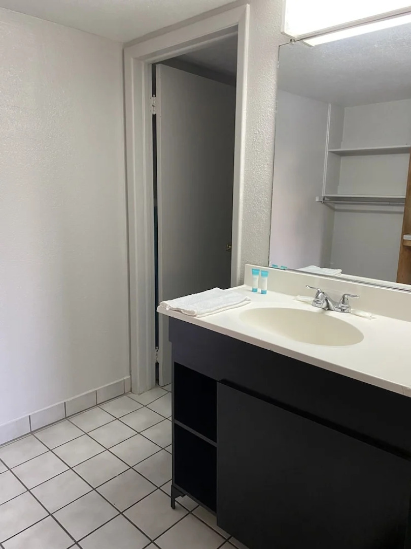 Travelodge By Wyndham Farmington Hwy 64