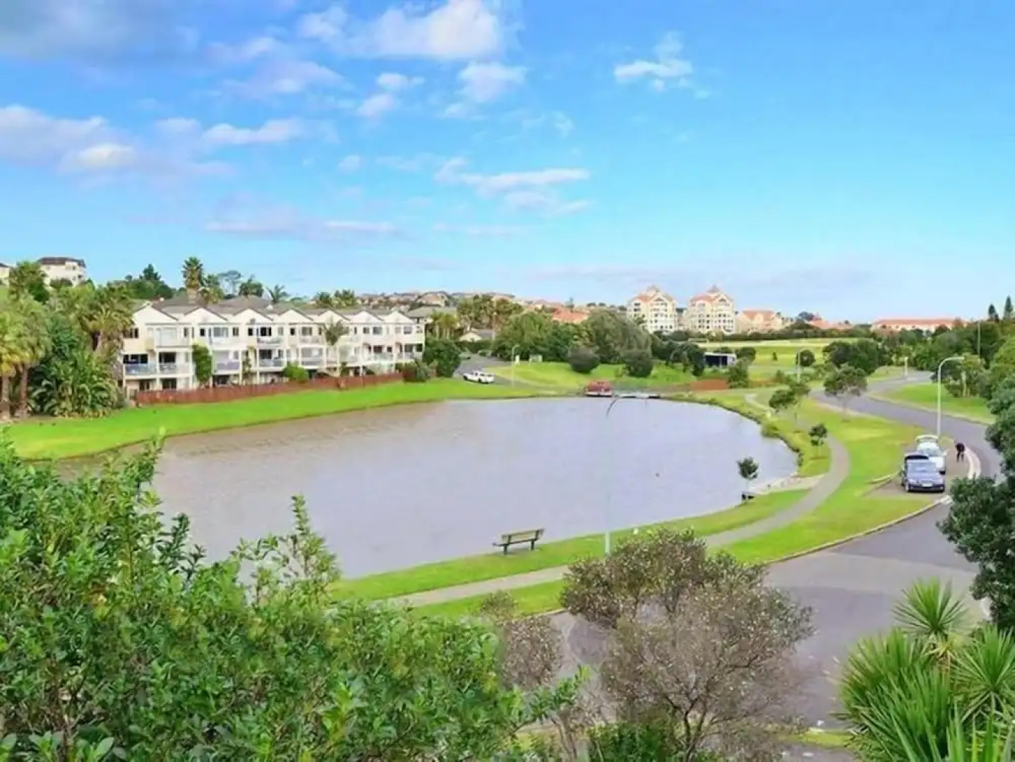 Gulf Harbour Guest House Apartment