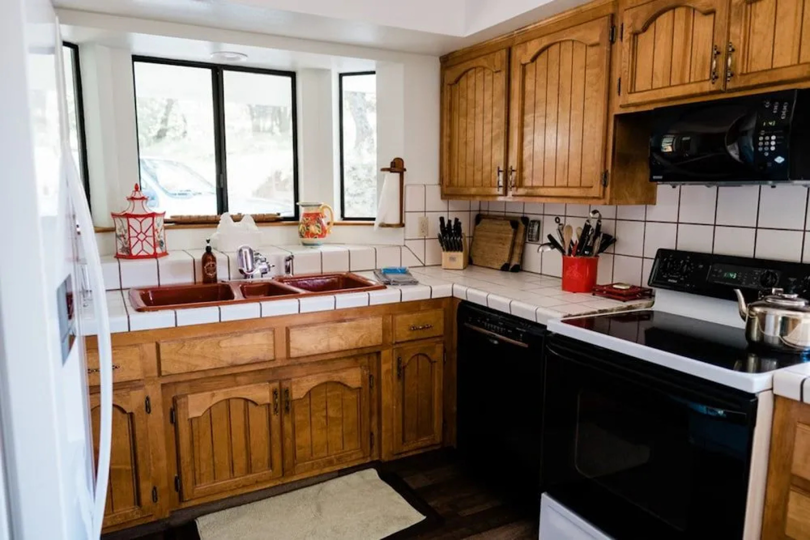 Hillside Cottage Retreat