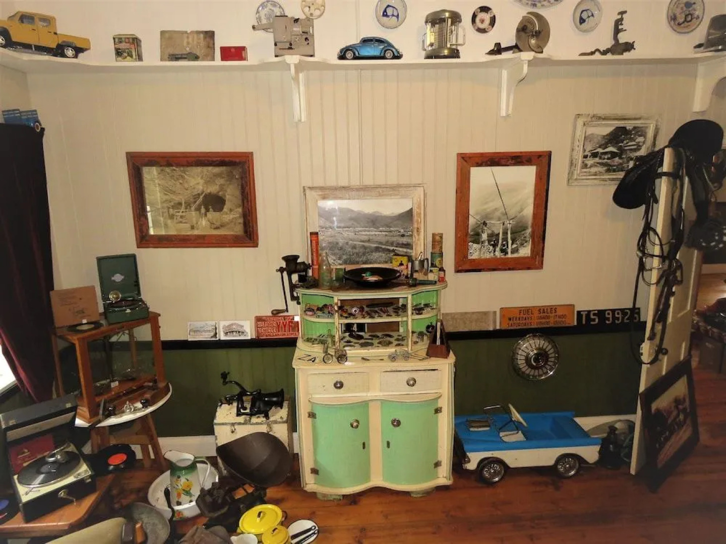 Fountain Baths Guest Cottages