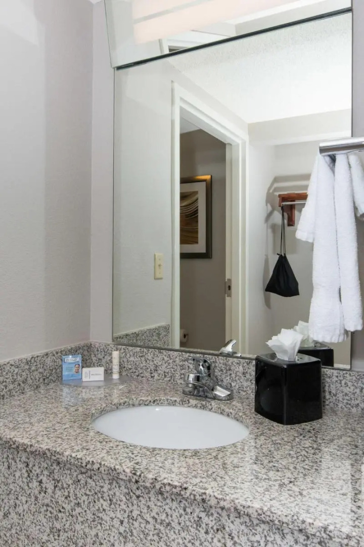 Courtyard by Marriott Charlotte Lake Norman