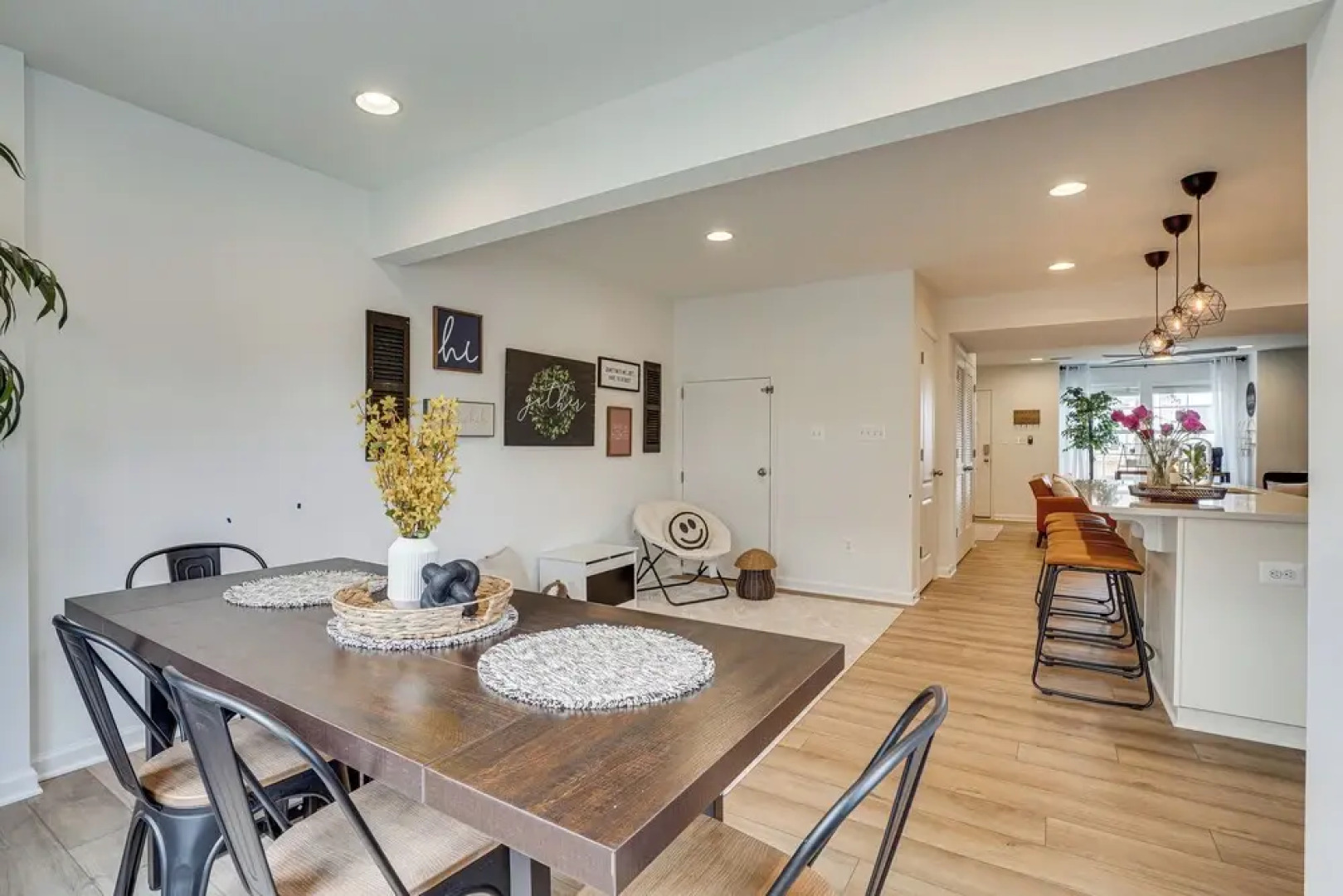 Charles Town Townhome: 9 Mi to Harpers Ferry