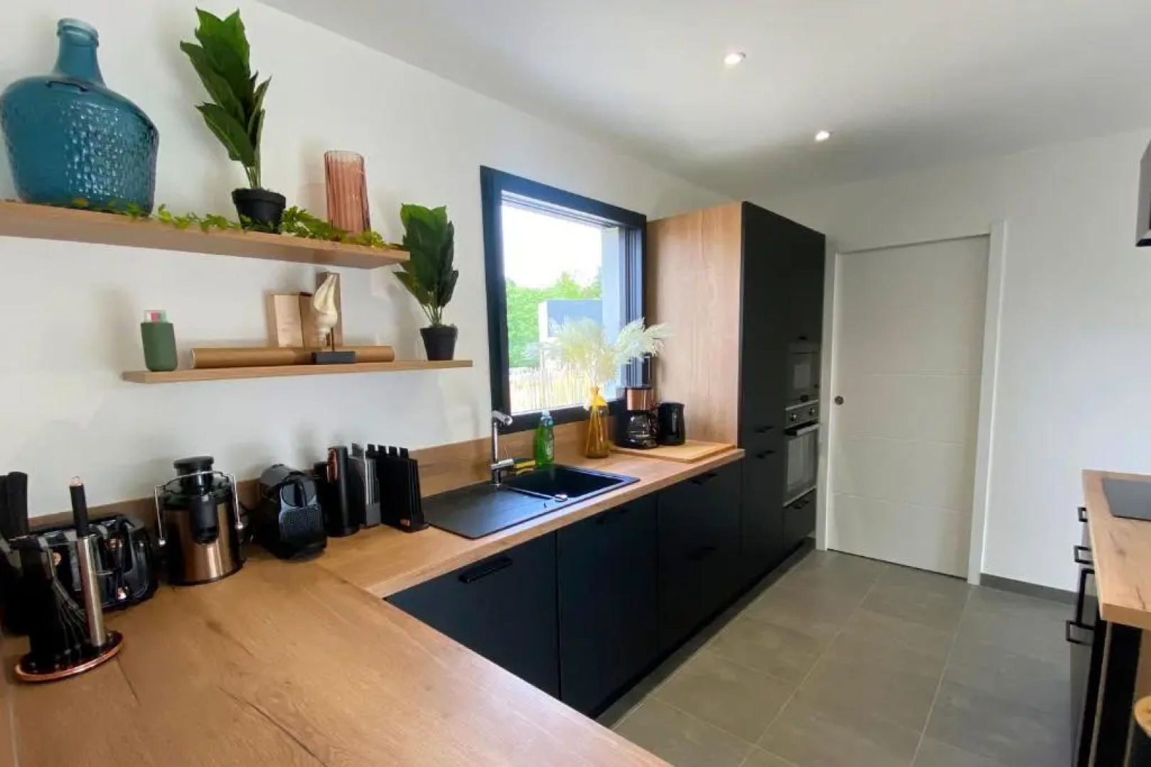 carantec 4 stars house with private jacuzzi and garden for 6 persons